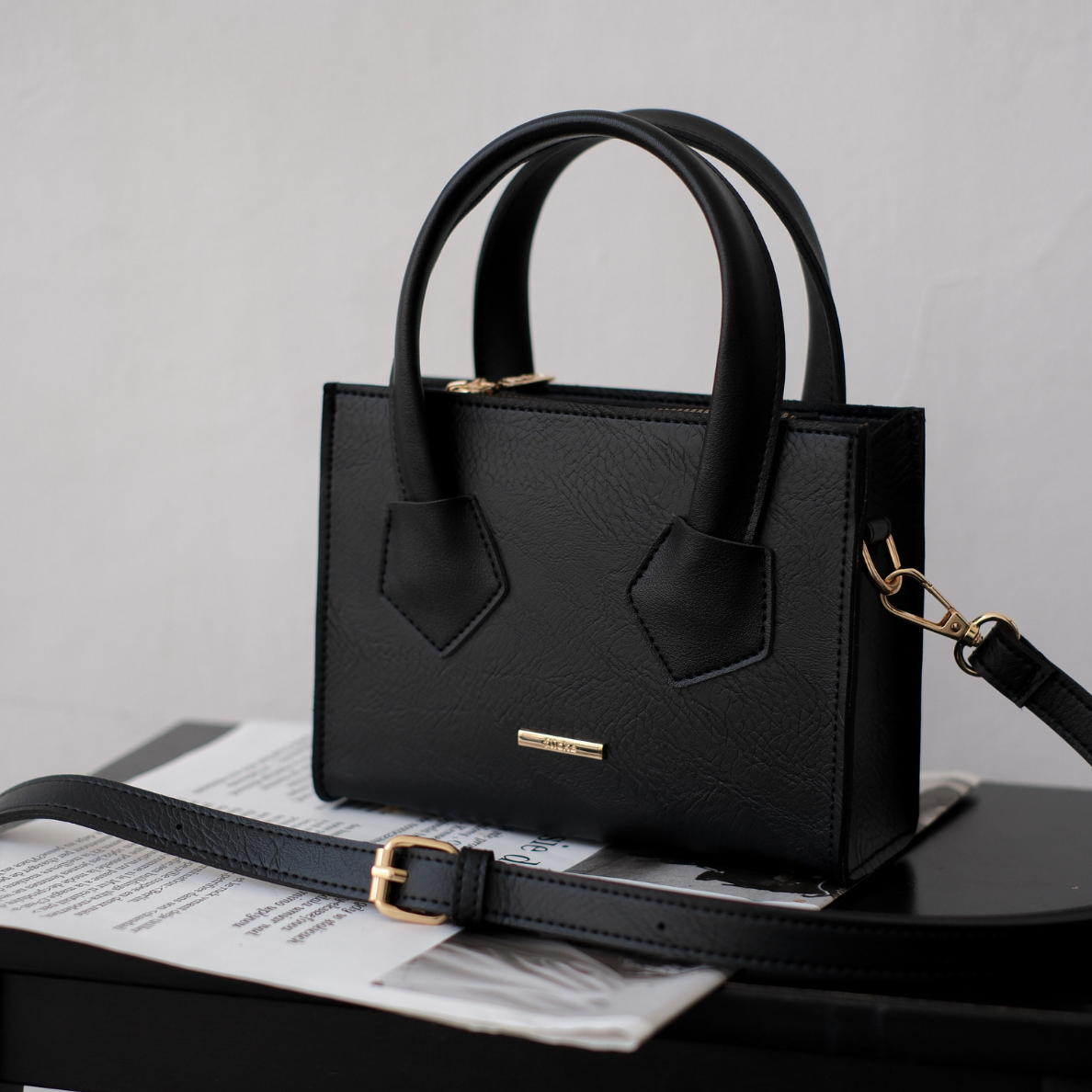 FLICKA Liv Sling Bag