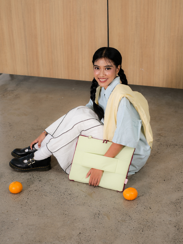FLICKA Gia Tas Sarung Laptop Sleeve