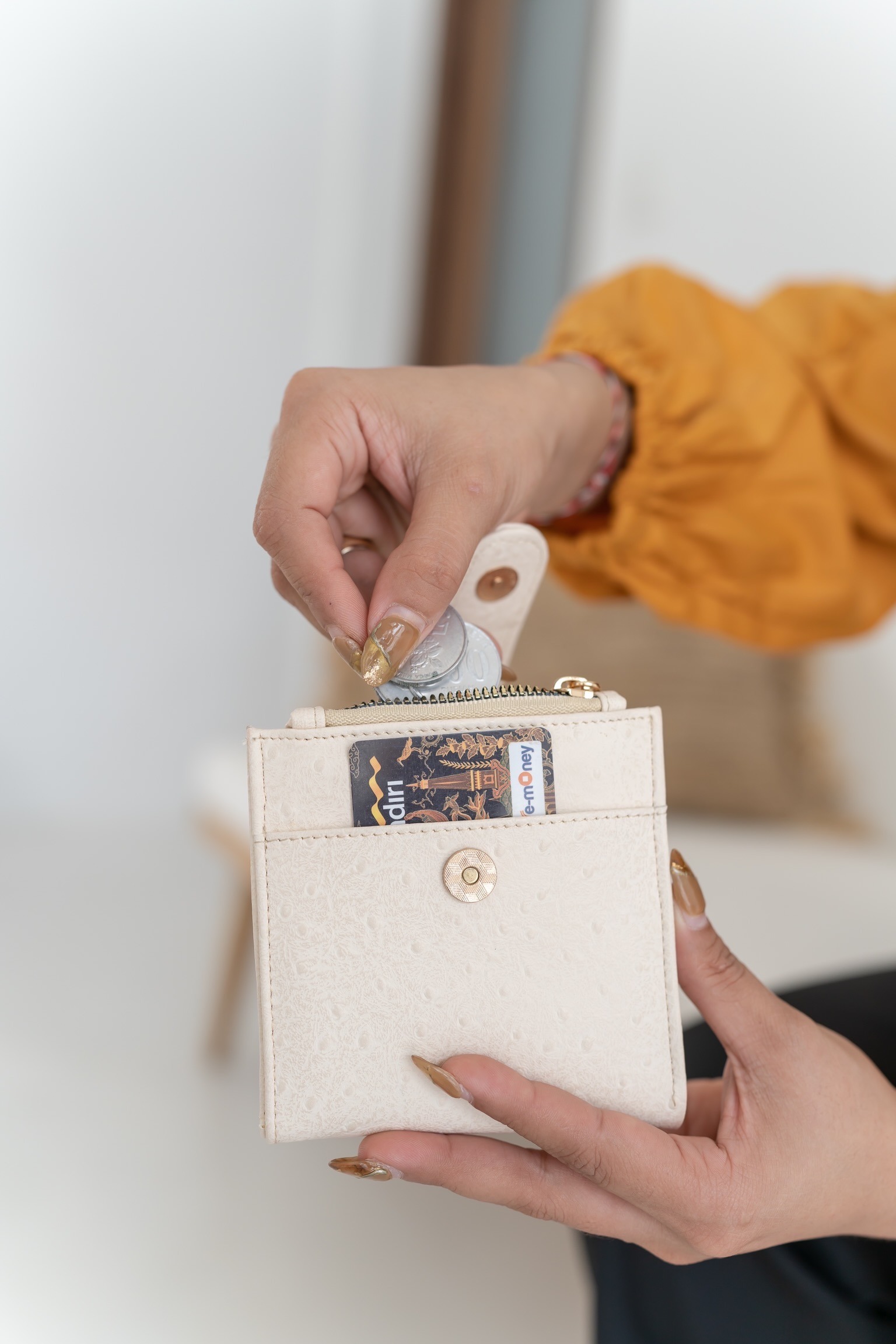 Card Holder Flicka TF 43