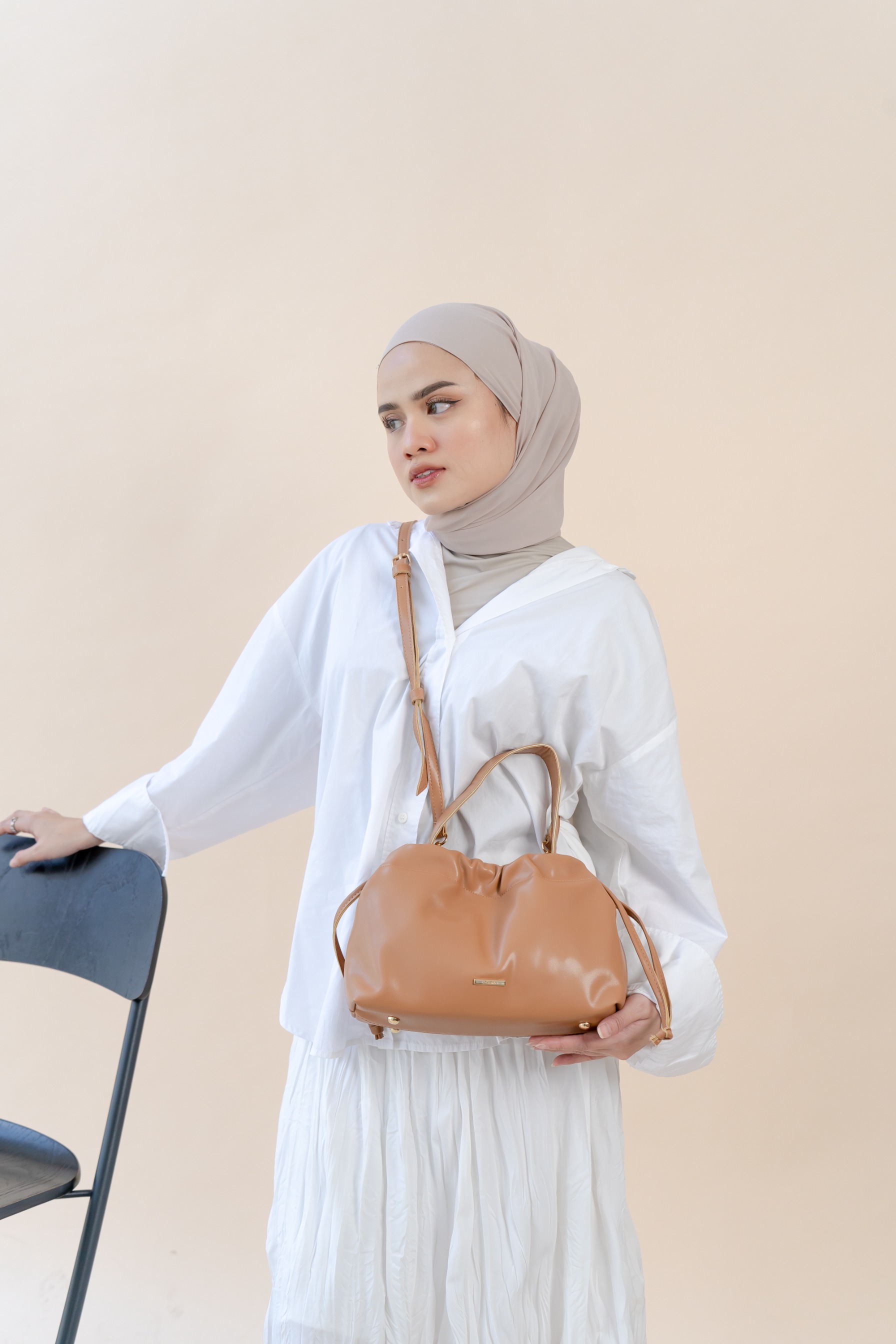 Sling Bag Flicka AF 129
