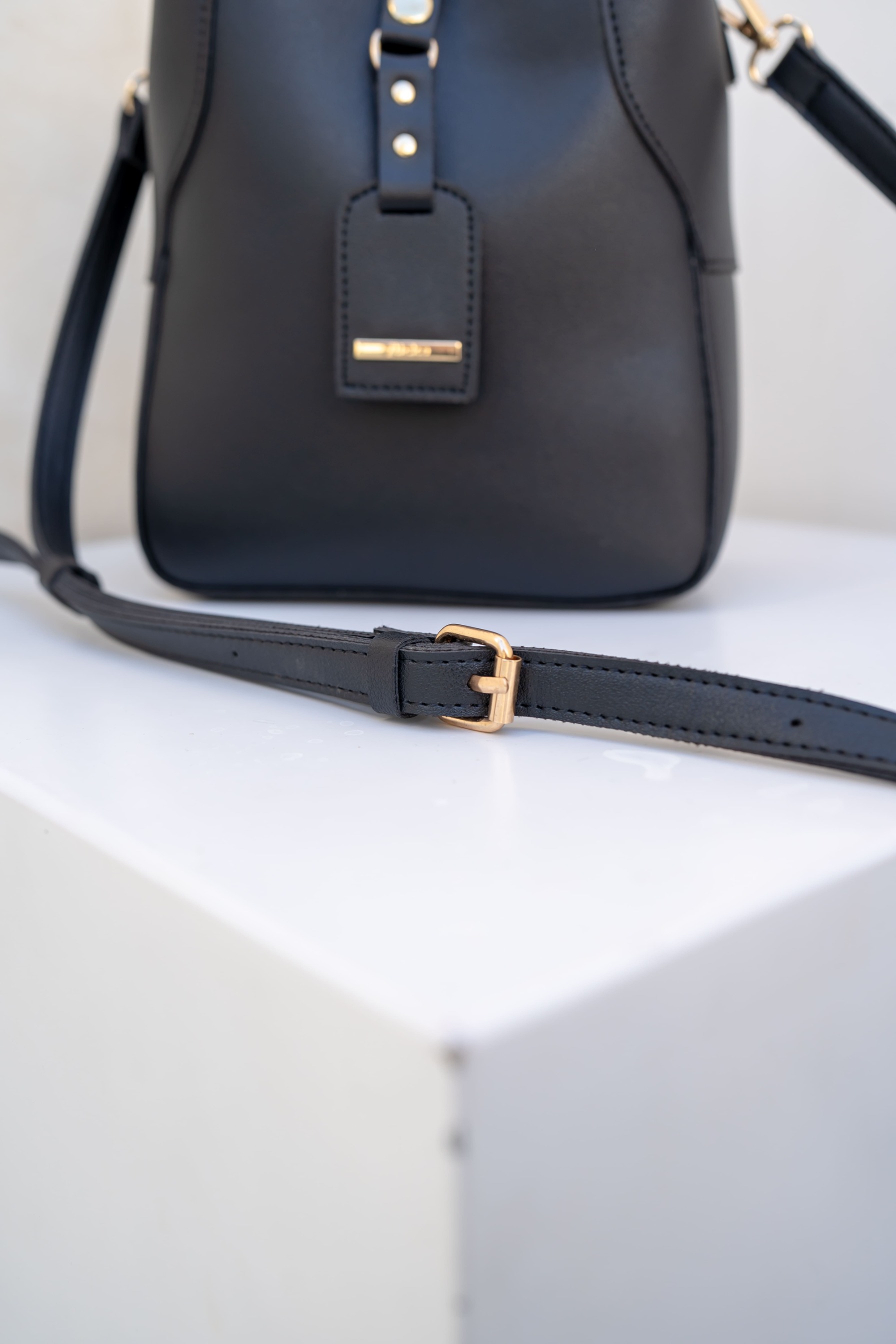 Sling Bag Flicka S 32