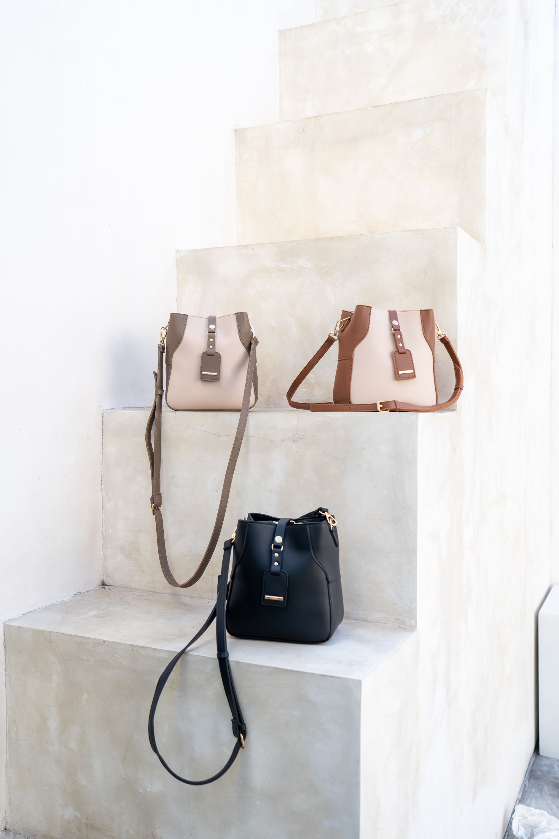 Sling Bag Flicka S 32