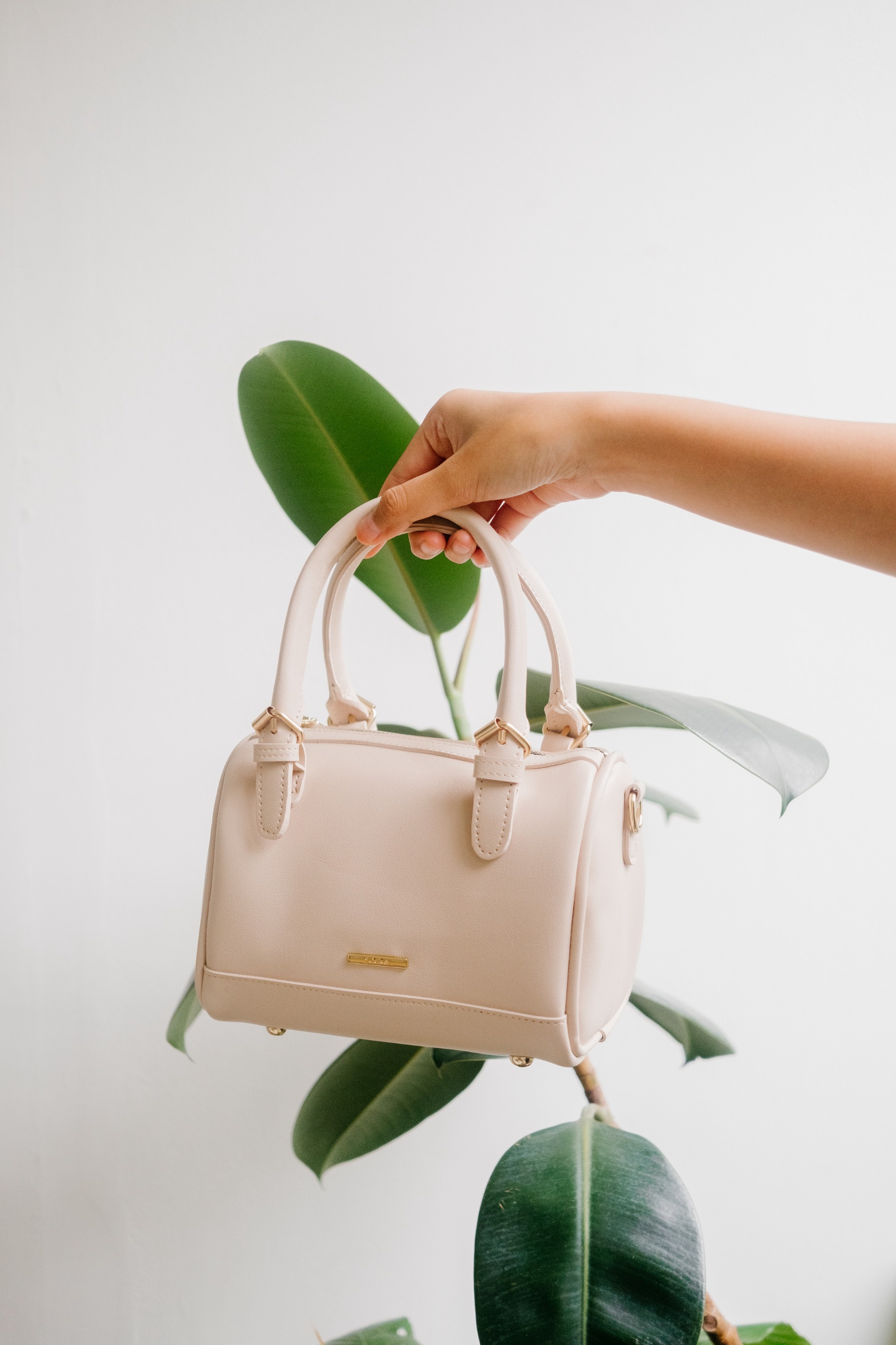 Sling Bag Flicka W 70