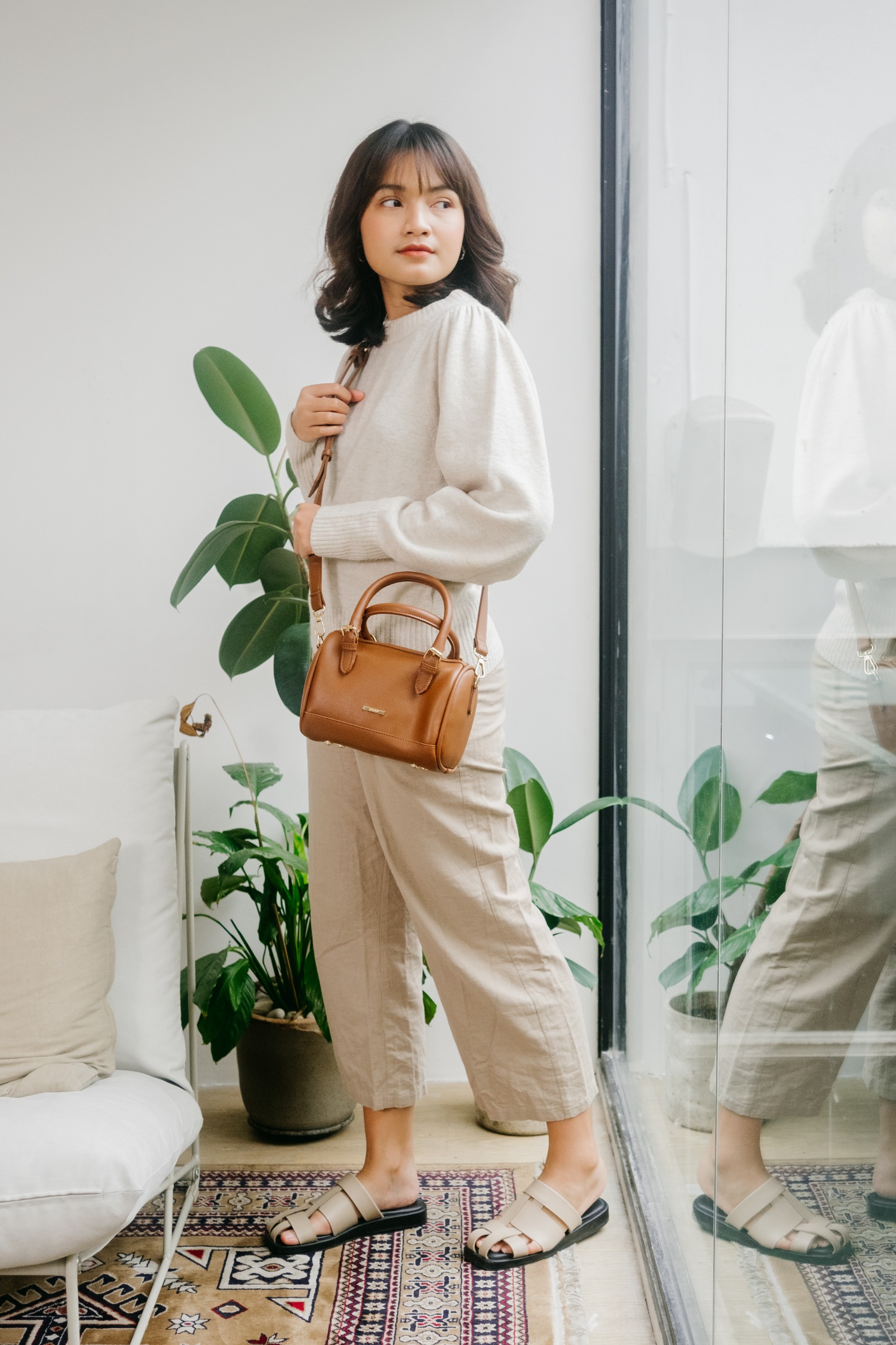 Sling Bag Flicka W 70