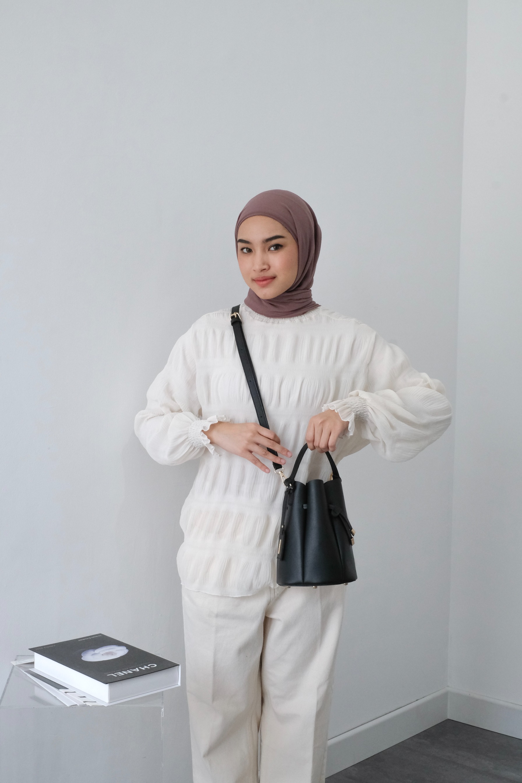 Sling Bag Flicka J 18