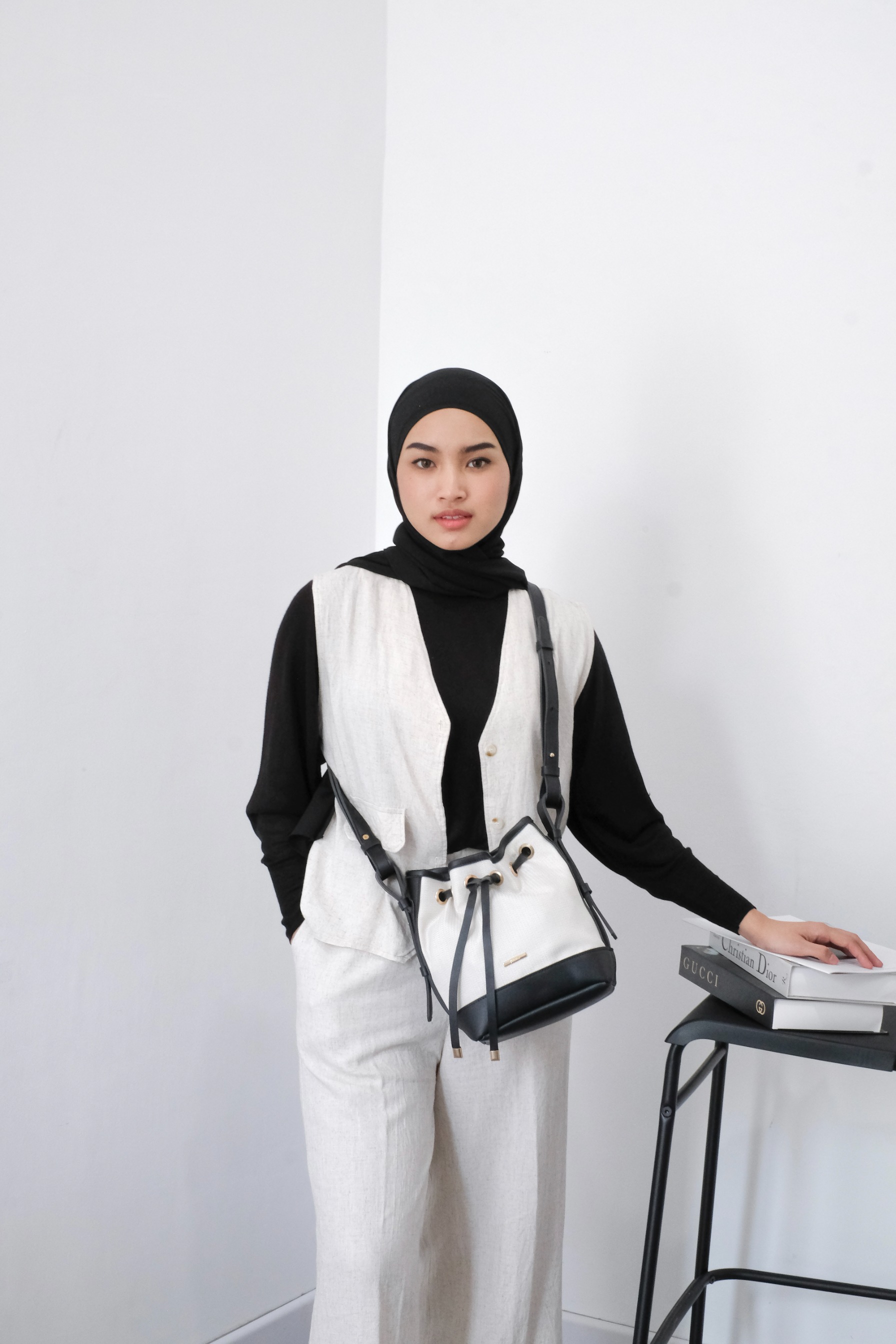 Sling Bag Flicka V 38