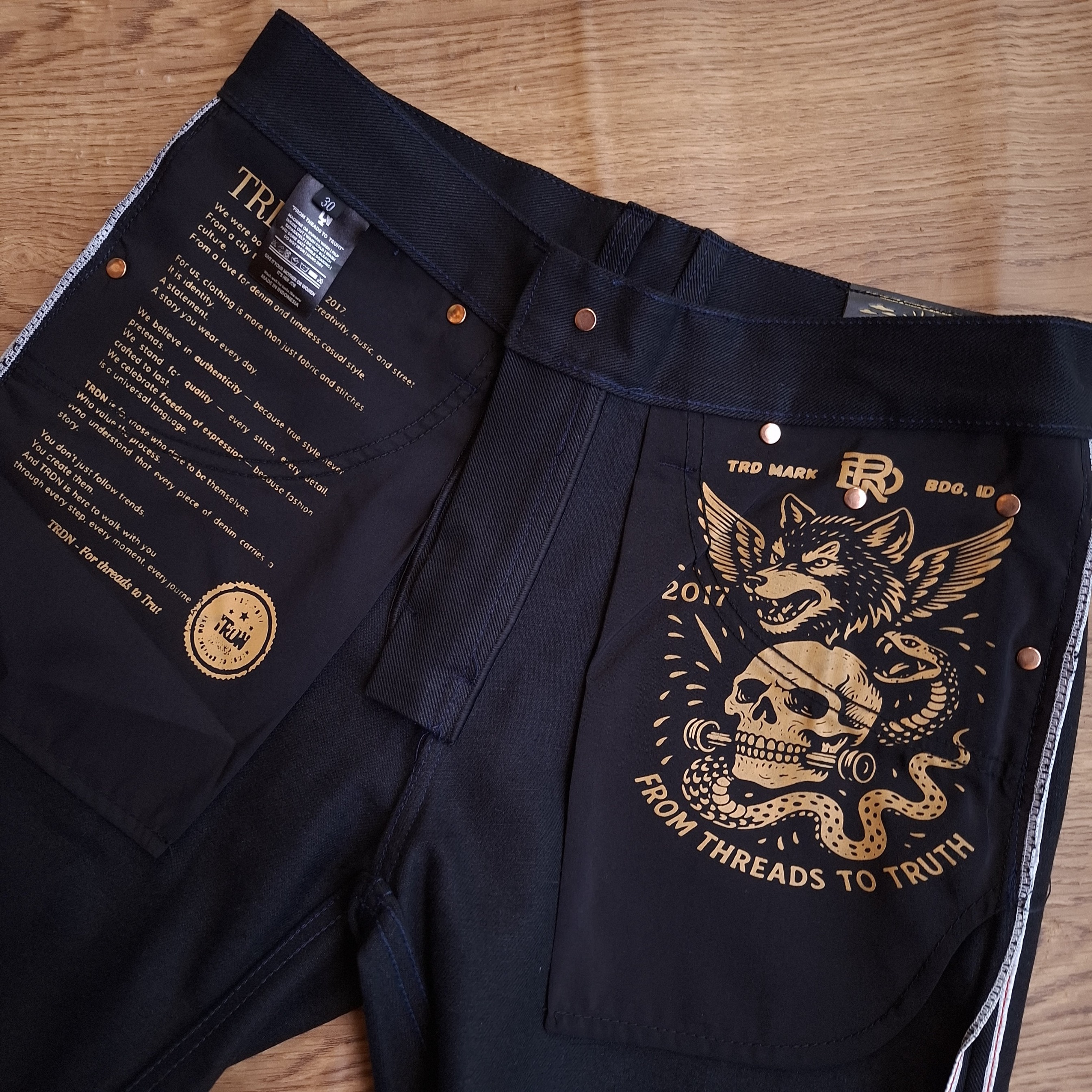  Black Panther - Celana Denim Hitam Selvedge Accent Black denim 14oz - Non strech SLIM STRAIGHT
