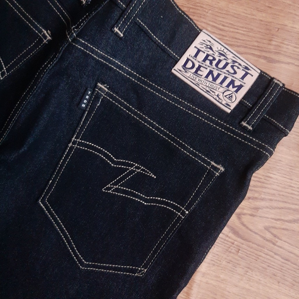 WOLFGANG V1 - Celana Denim Selvedge Accent Black Indigo Denim 13oz Strech Slimfit cut