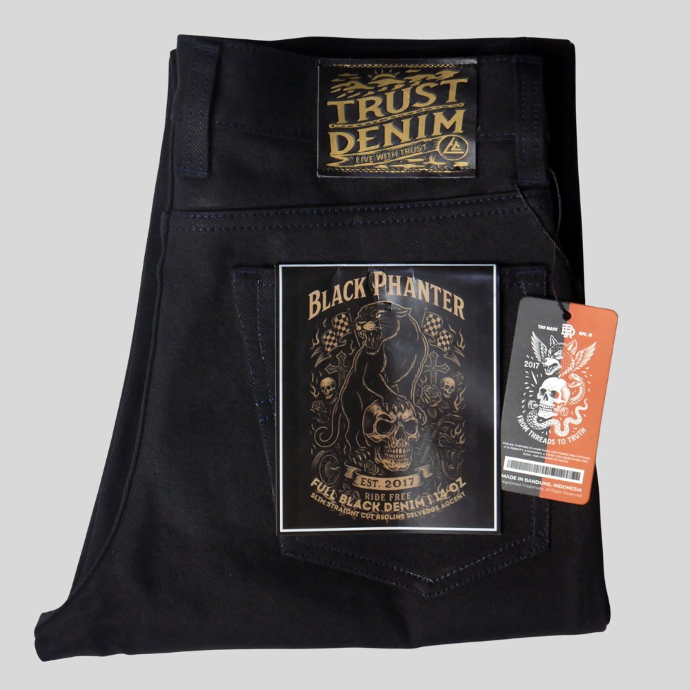  Black Panther - Celana Denim Hitam Selvedge Accent Black denim 14oz - Non strech SLIM STRAIGHT