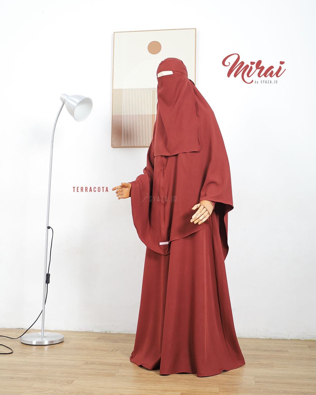Mirai Khimar
