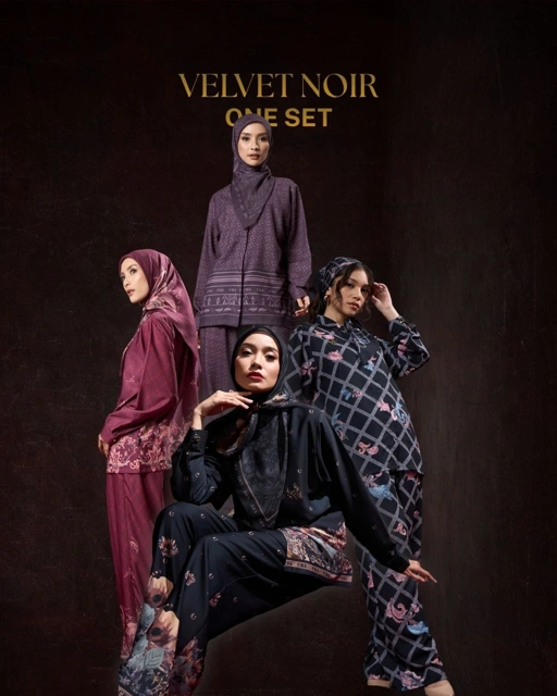 Image of VELVET NOIR ONE SET