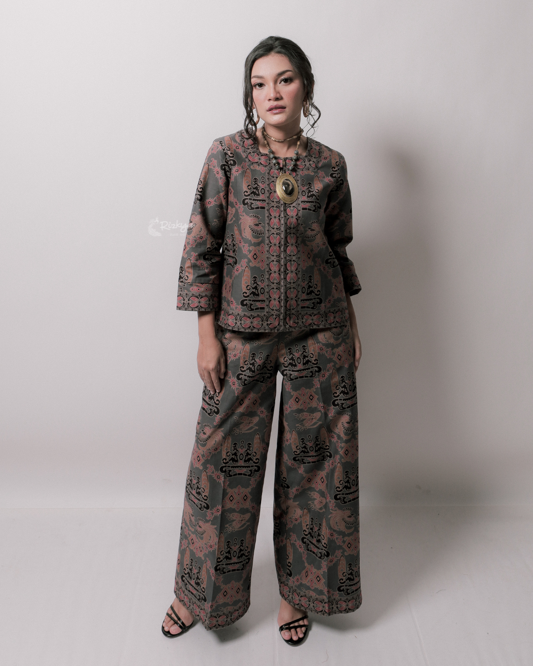SETELAN ANDIN BATIK CAP