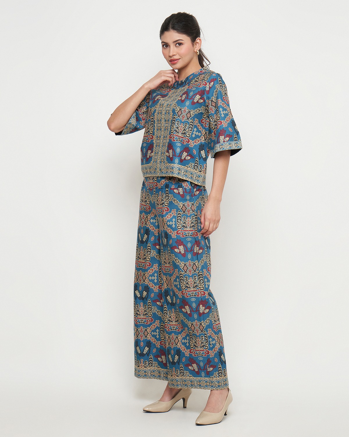 Rizkya Batik Setelan Celana Blouse Adama MD