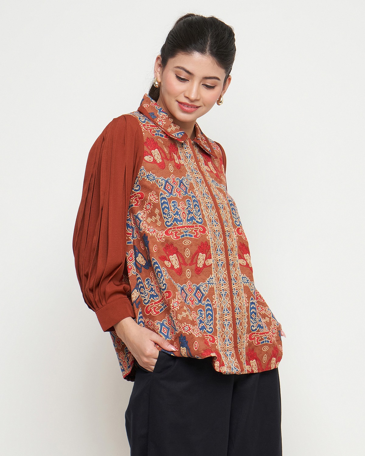 Rizkya Batik Blouse Lampion Doby List Polos Kancing Depan