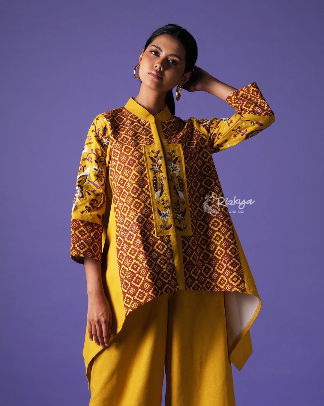 Avata Jingga Trikot Sekar Wungu