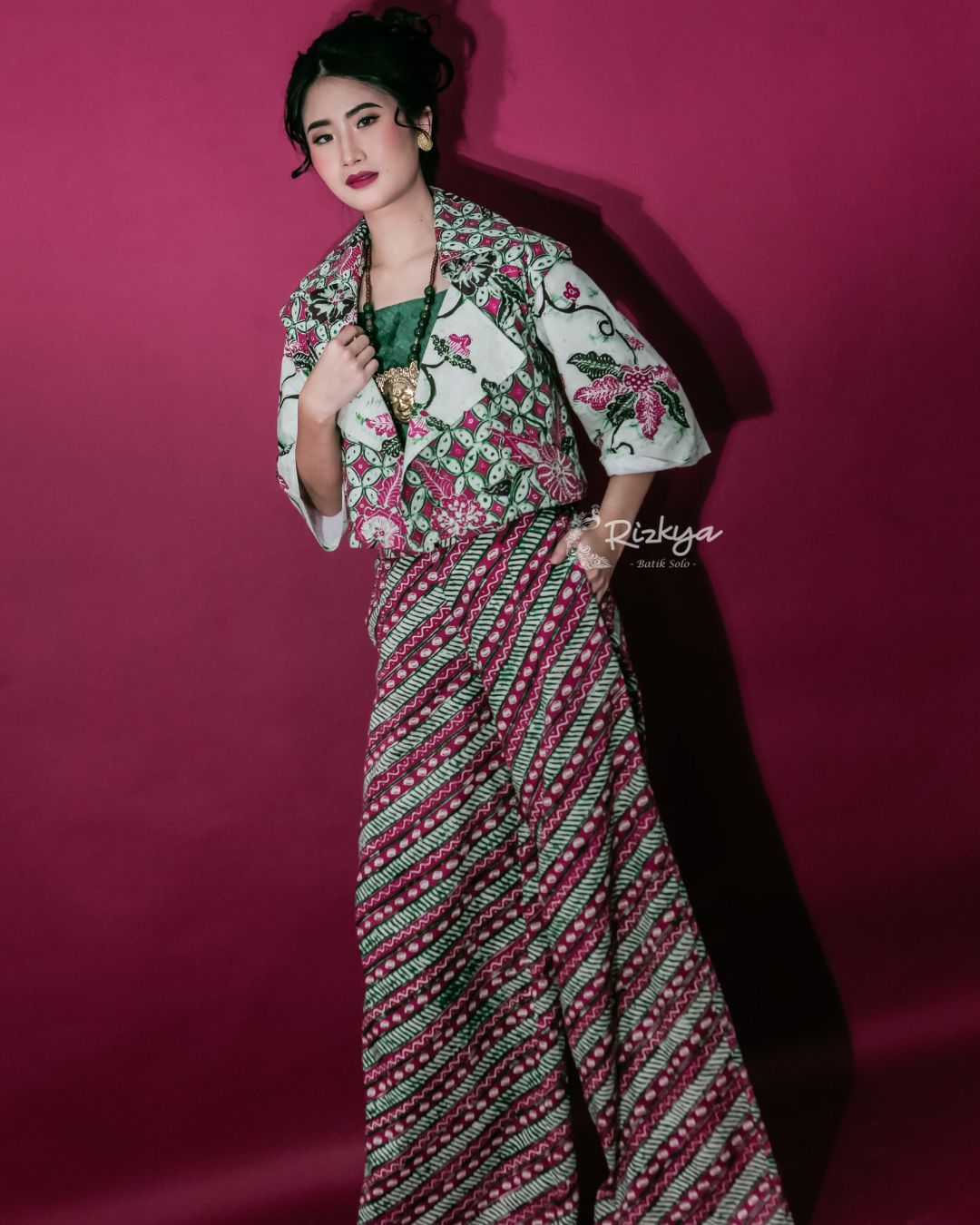Kresna Blouse Srikandi