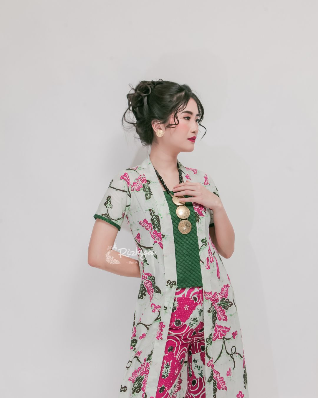 Long Kebaya Srikandi