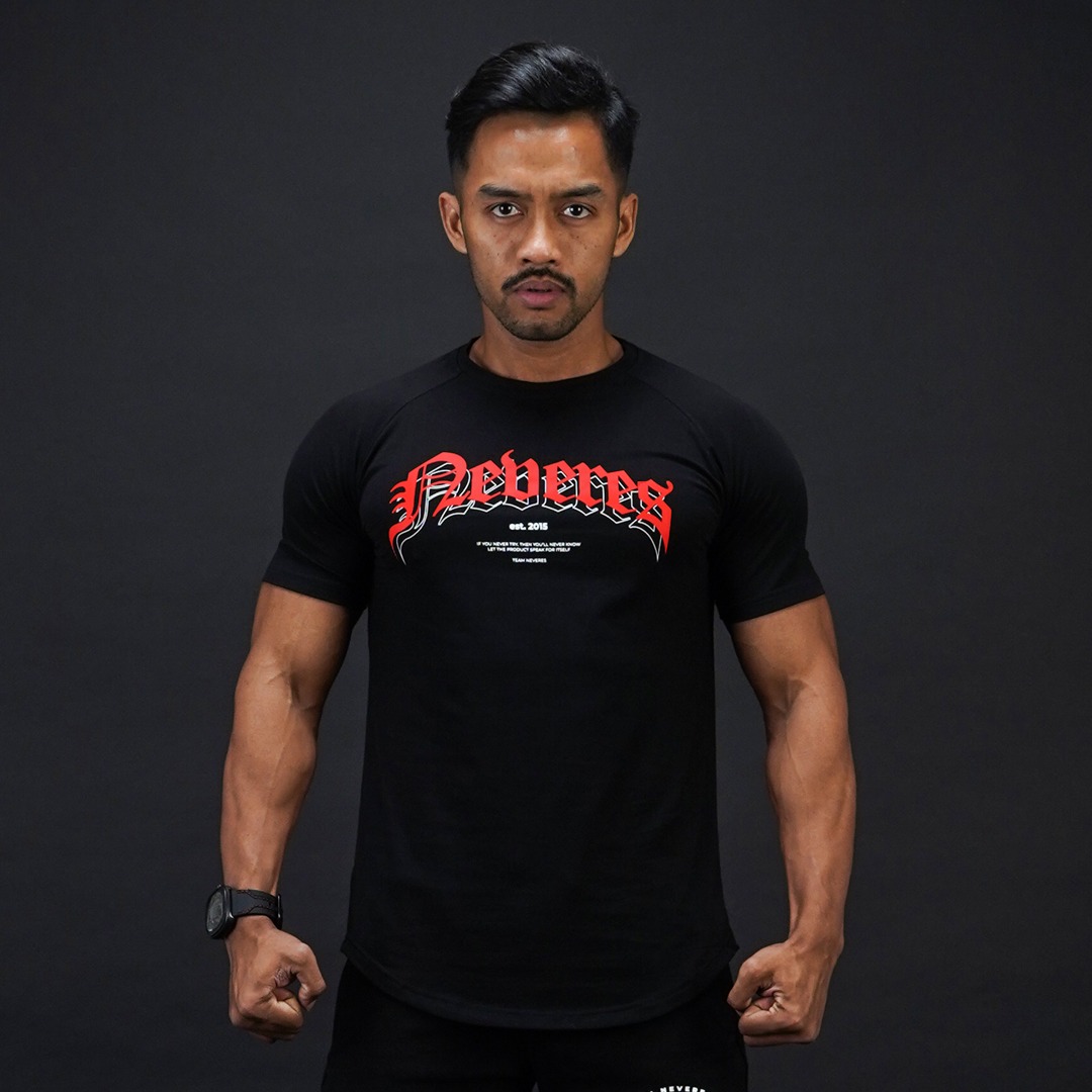 NEVERES Graphic T-Shirt