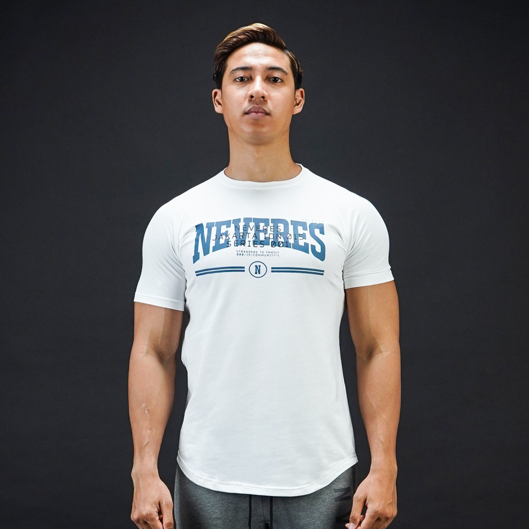 NEVERES Graphic T-Shirt