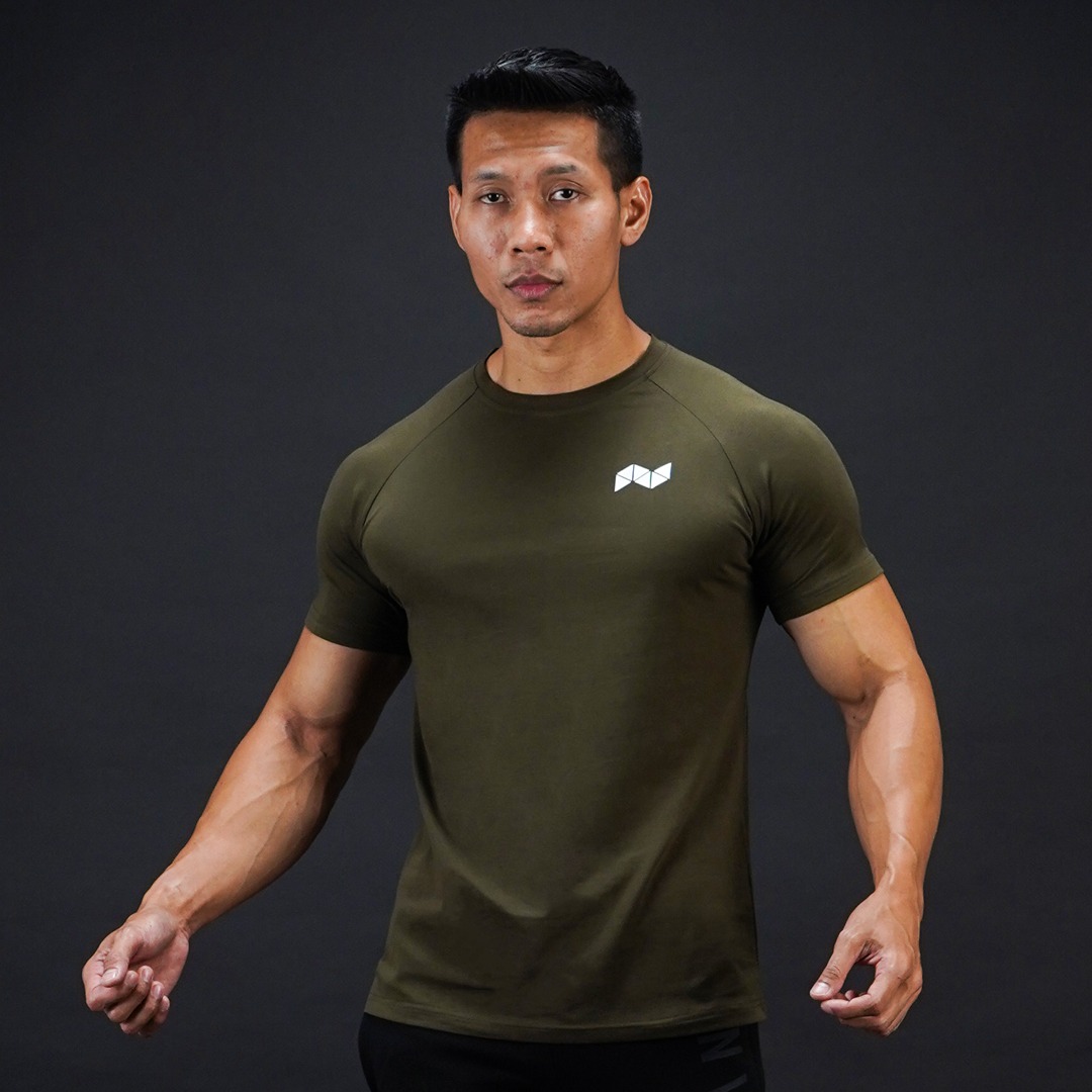 NEVERES Basic Form T-Shirt