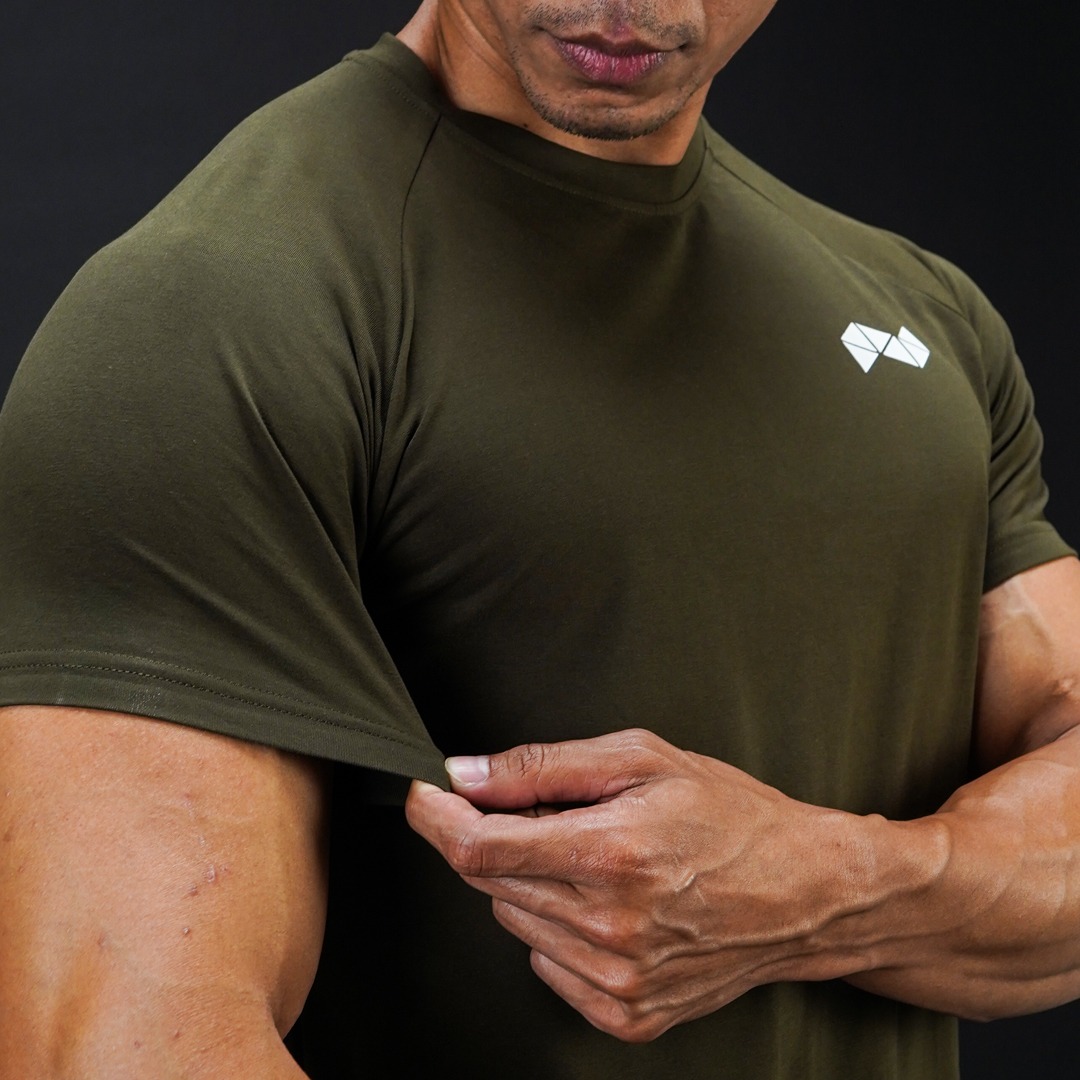 NEVERES Basic Form T-Shirt