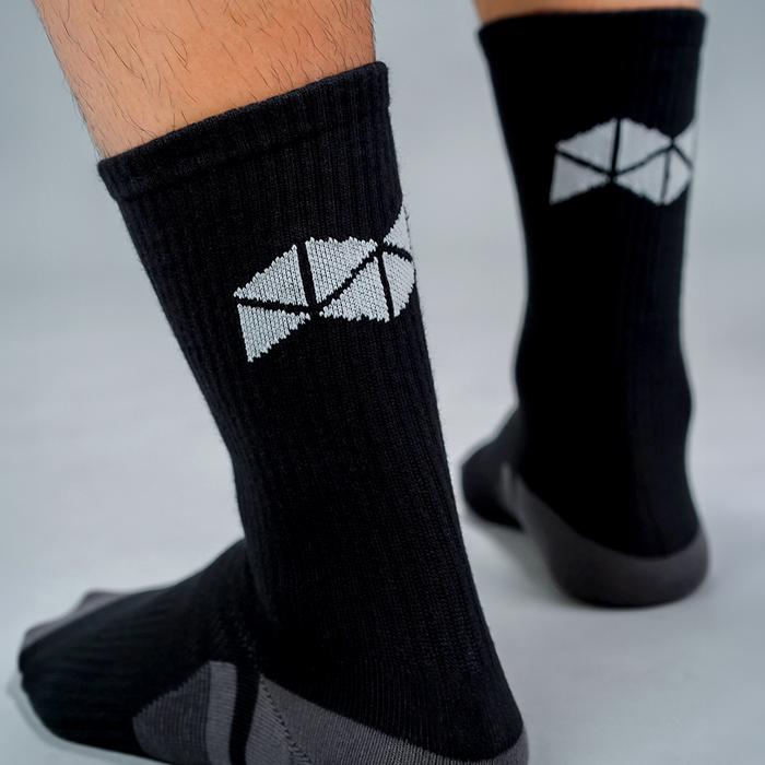 NEVERES Prime Crew Socks