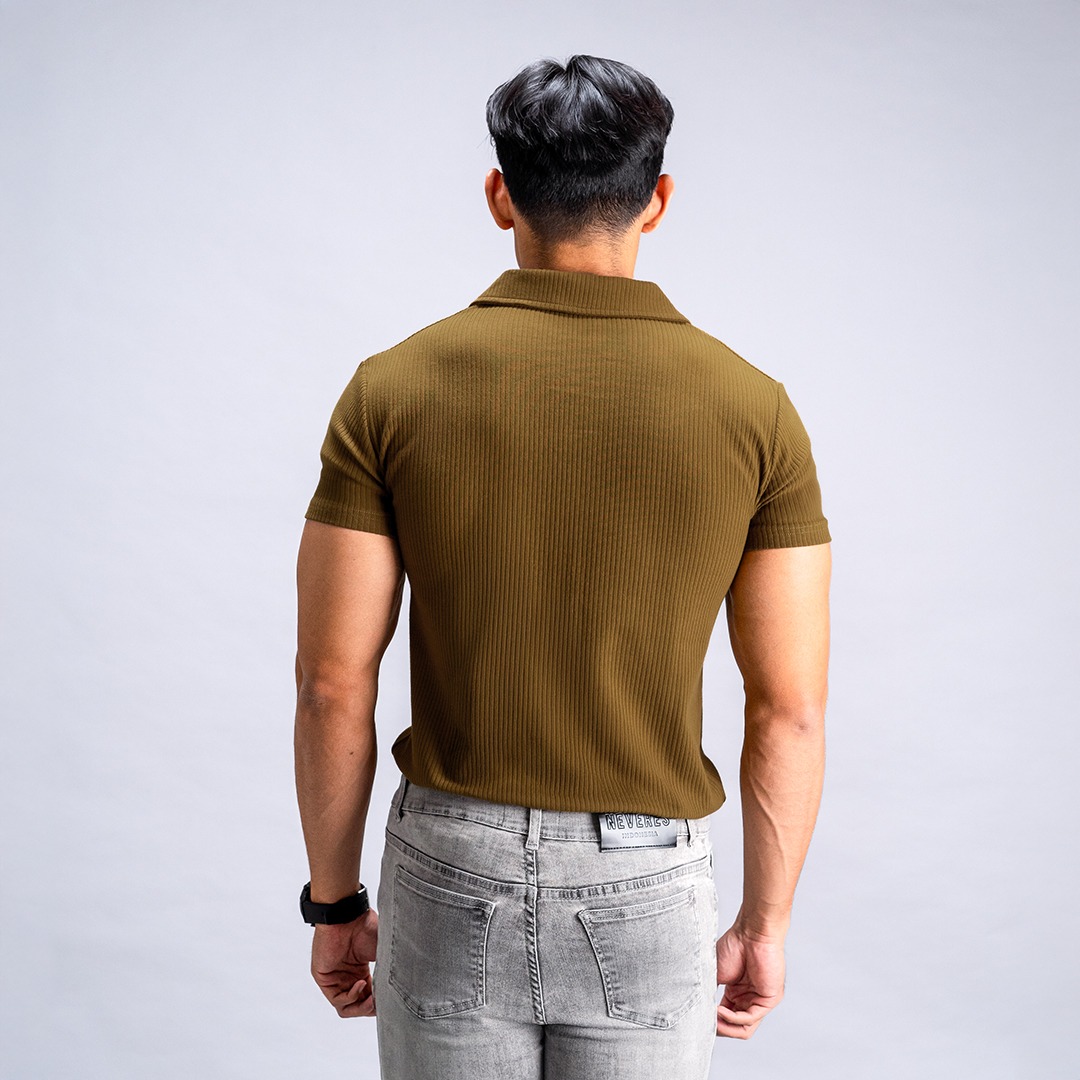 NEVERES Ultra Knit Spread Collar Polo