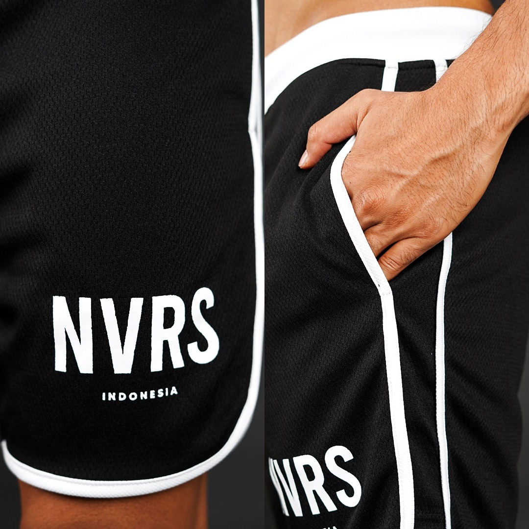 NEVERES Seam Shorts