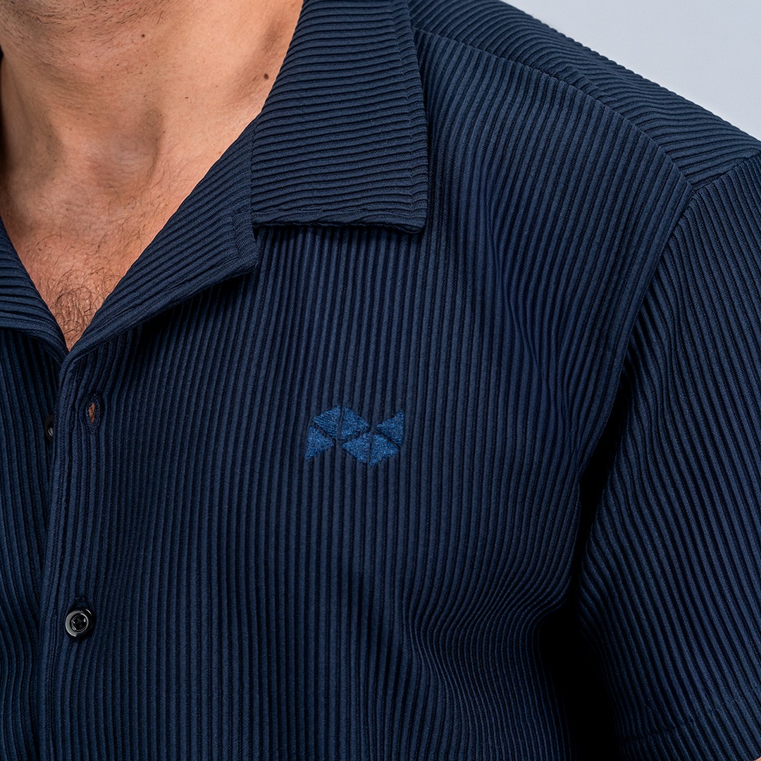 NEVERES Pleated Shirt