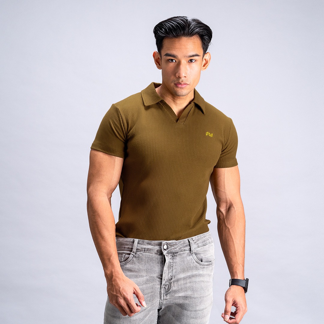 NEVERES Ultra Knit Spread Collar Polo