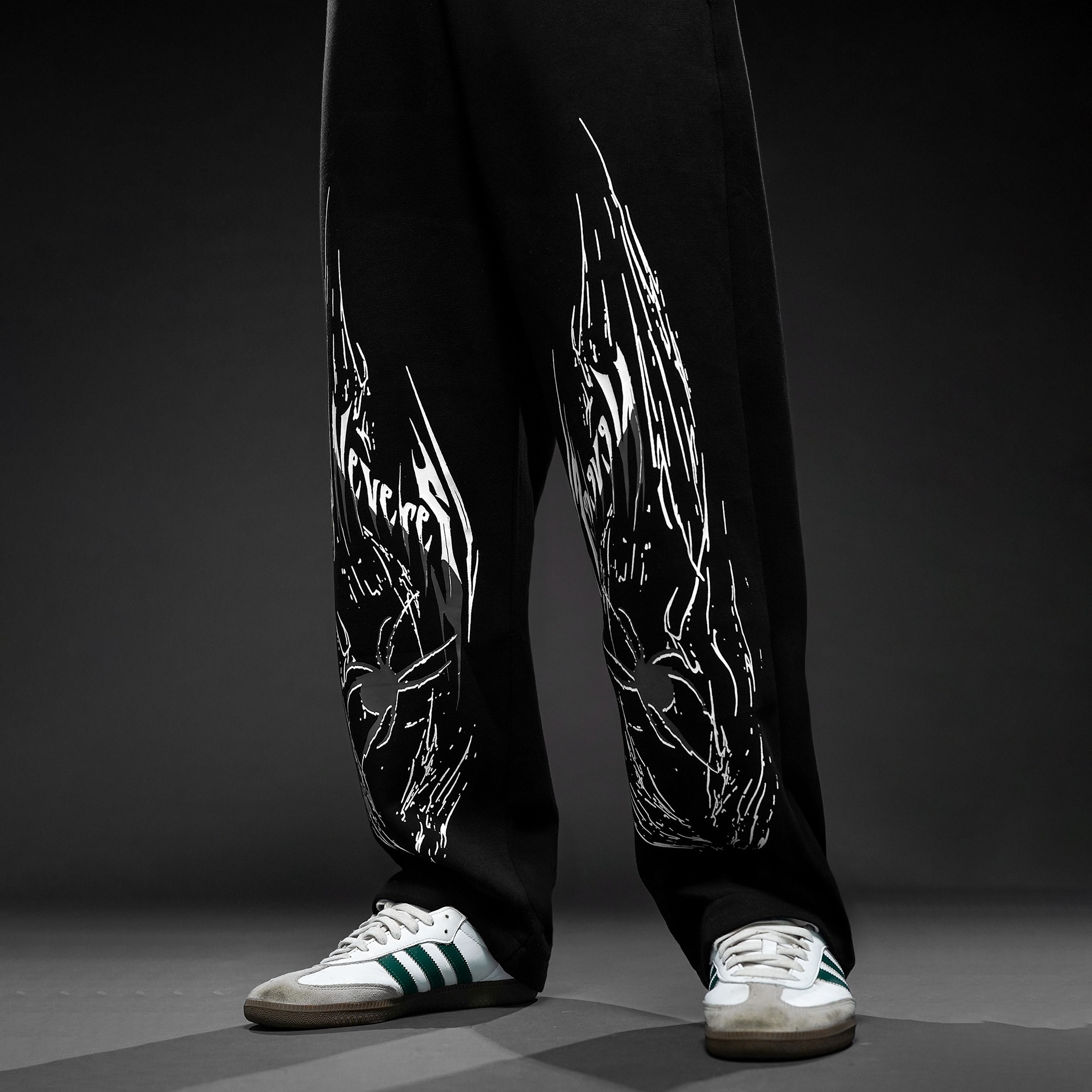NEVERES Flow Wide Jogger Spider
