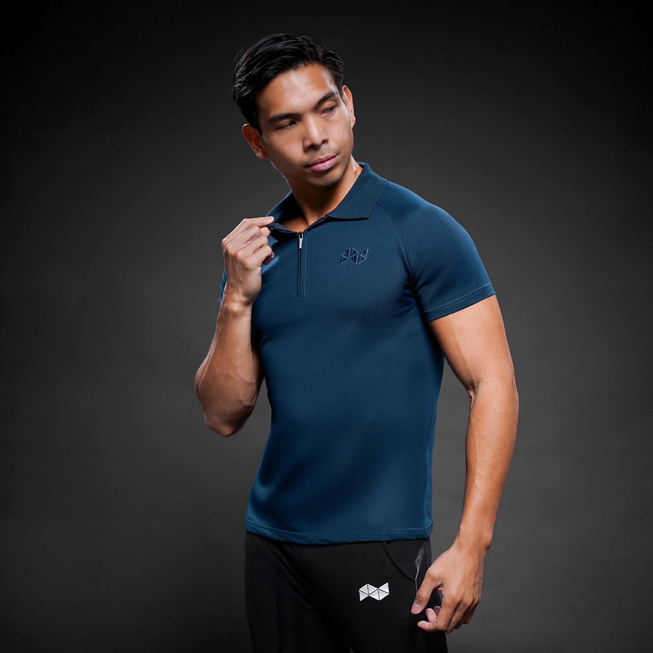 NEVERES Ace Zipper Polo Shirt