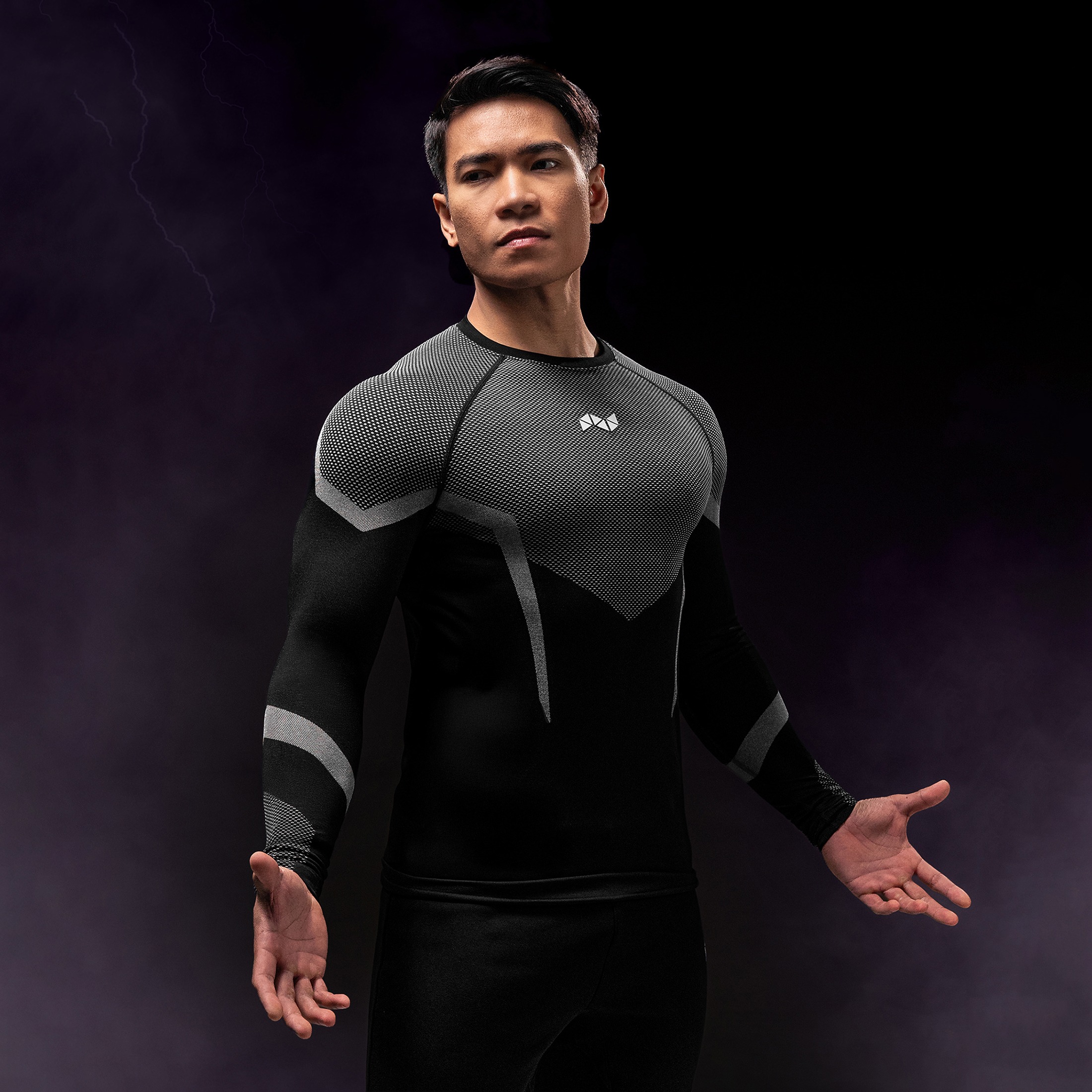 NEVERES Superhuman Longsleeve