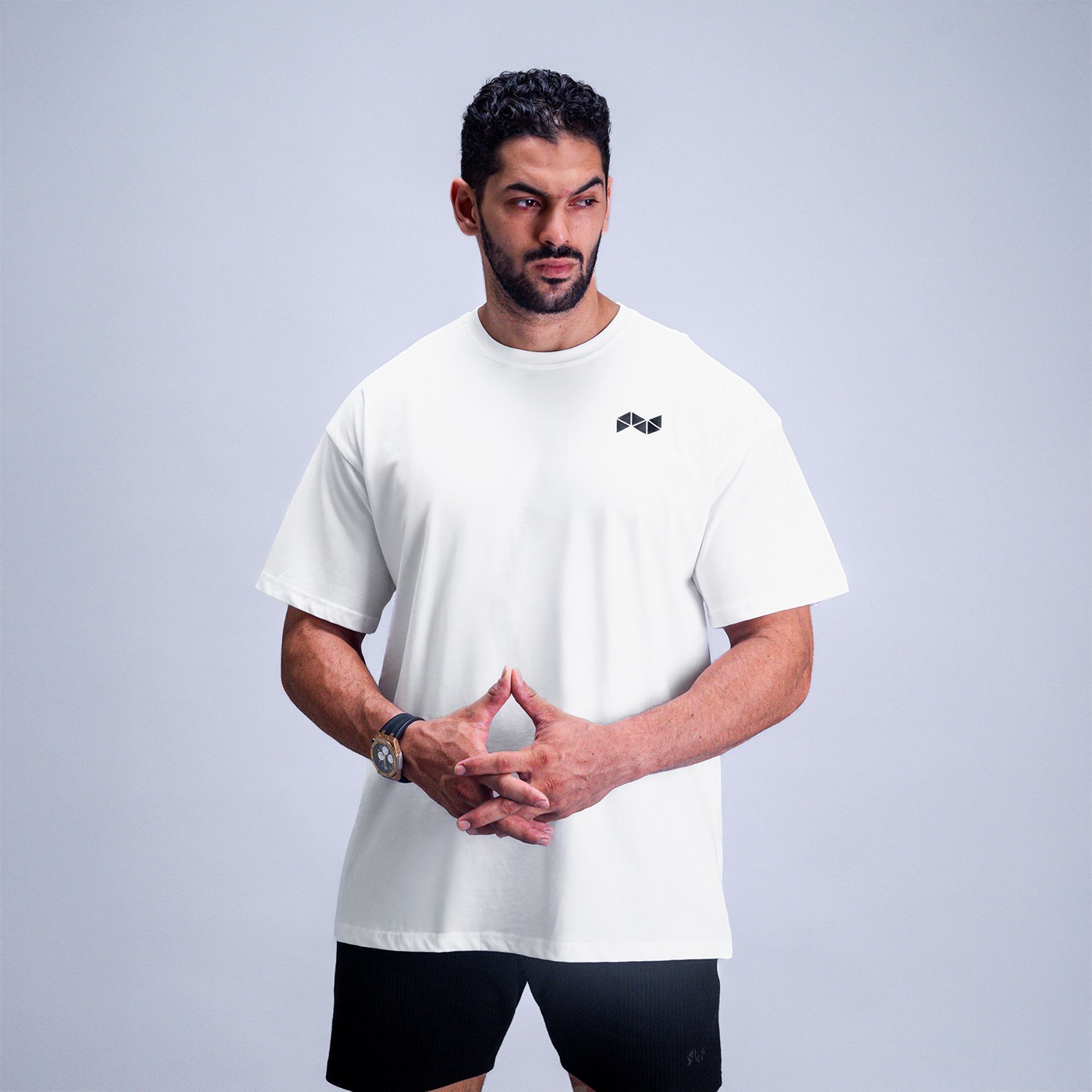 NEVERES Showstopper Oversized T-Shirt