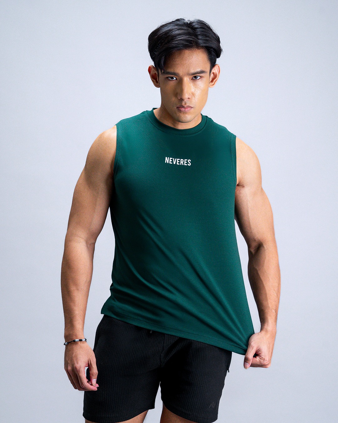 NEVERES Endura Sleeveless