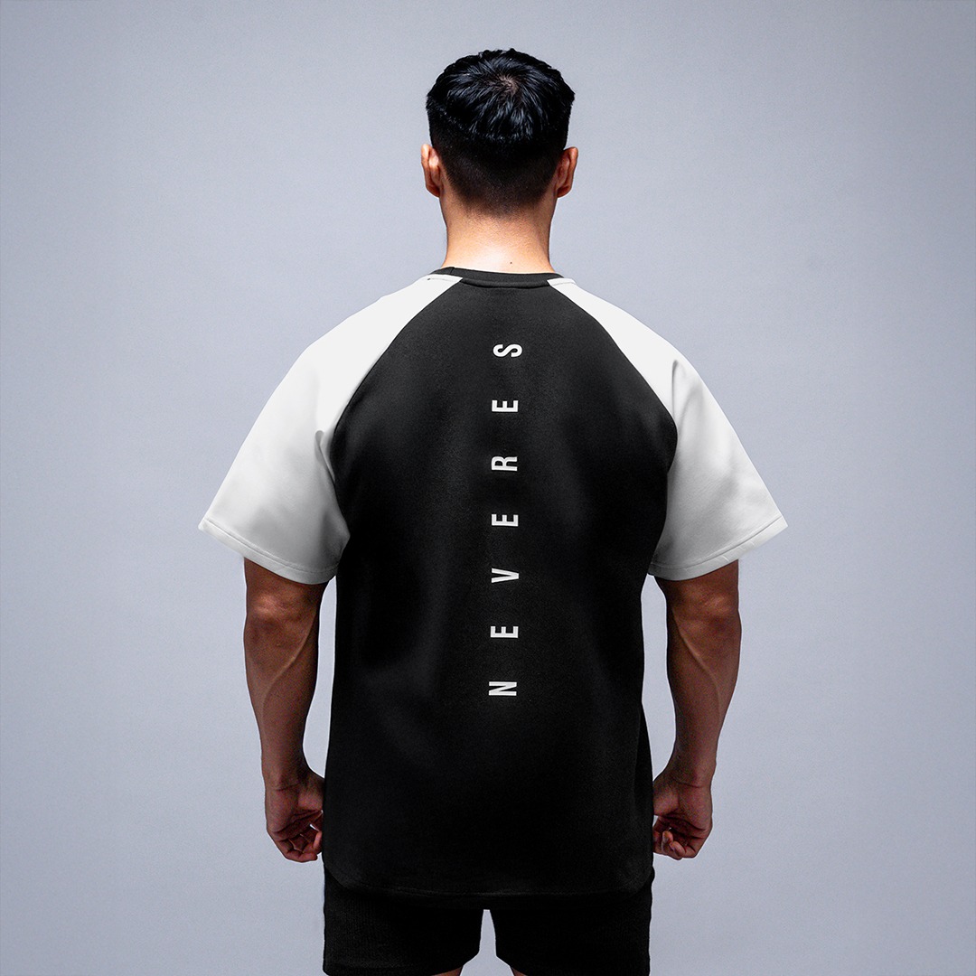 NEVERES Uprise Oversized T-Shirt