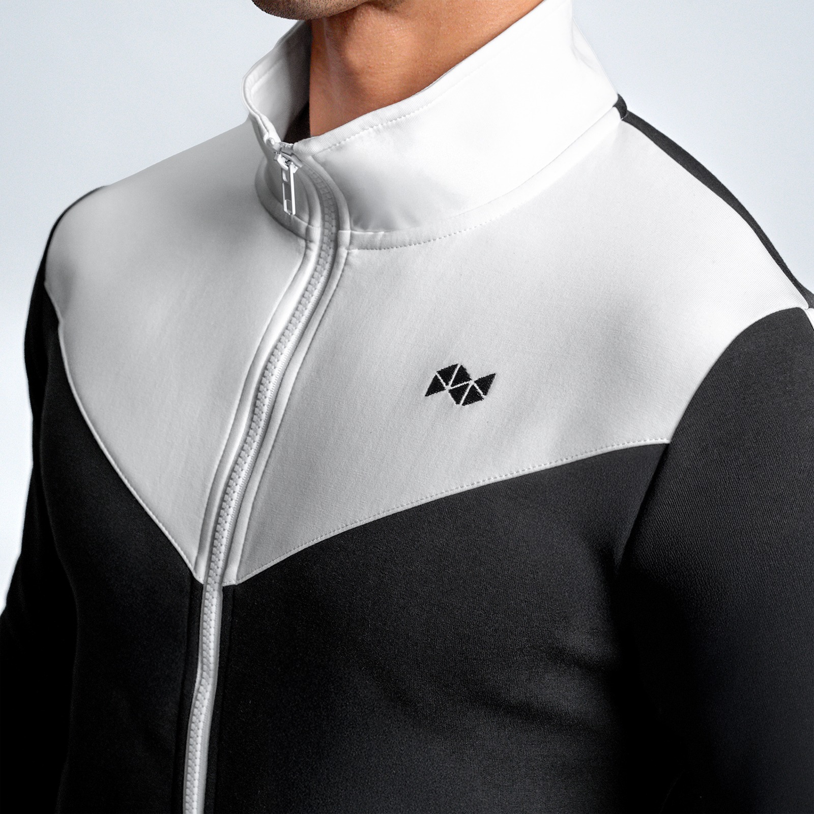 NEVERES Ambrose Training Jacket