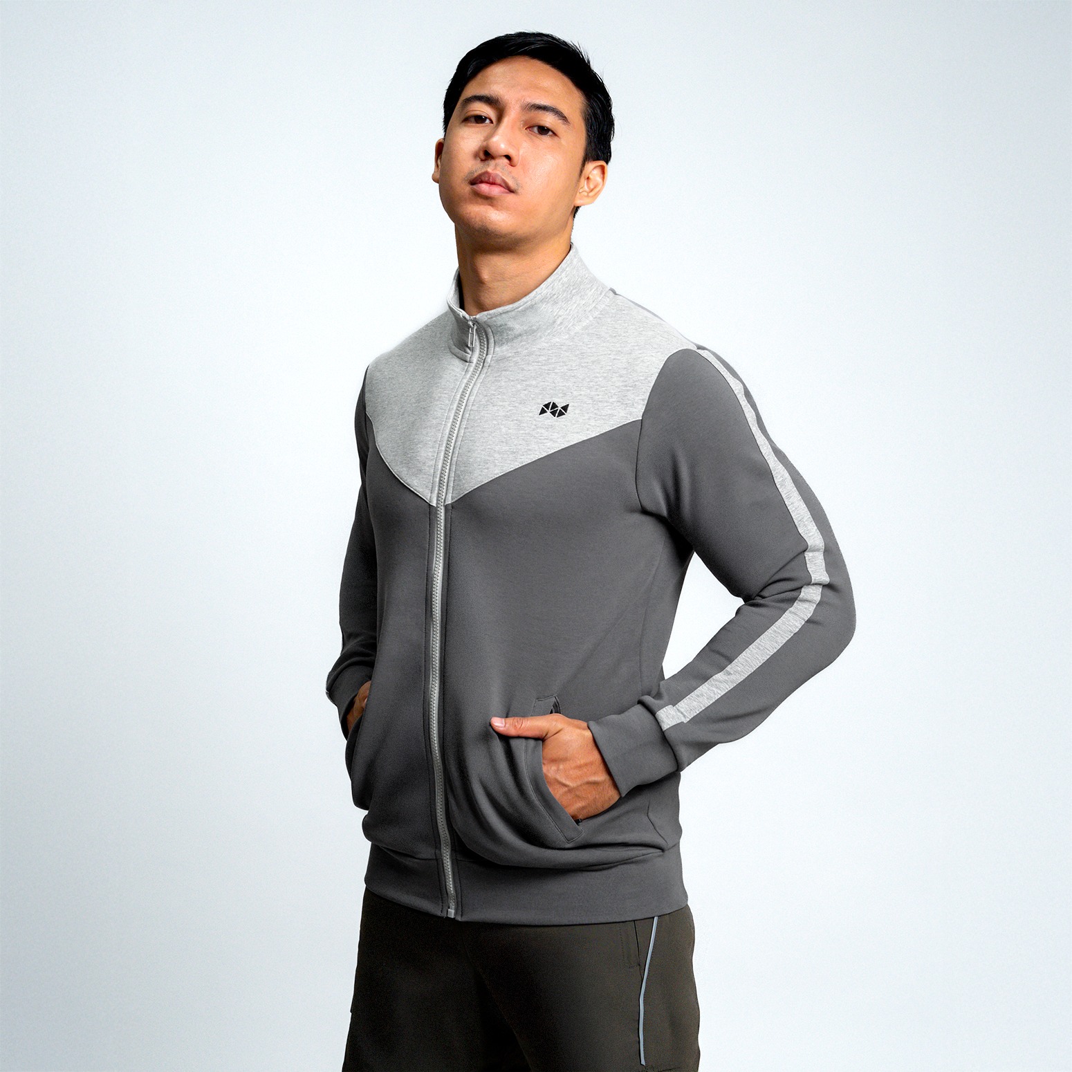 NEVERES Ambrose Training Jacket
