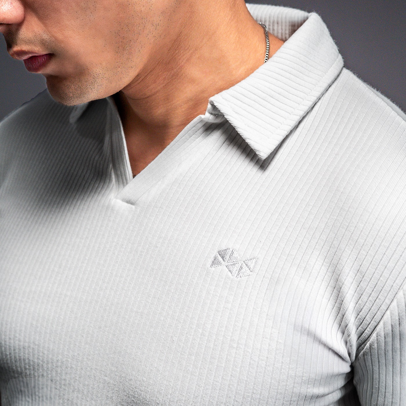 NEVERES Ultra Knit Spread Collar Polo