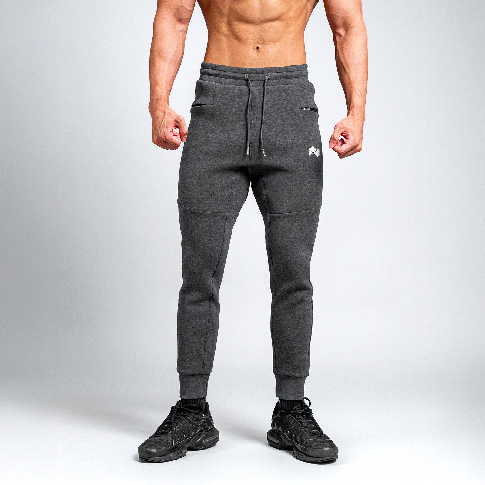 NEVERES Elevate Jogger