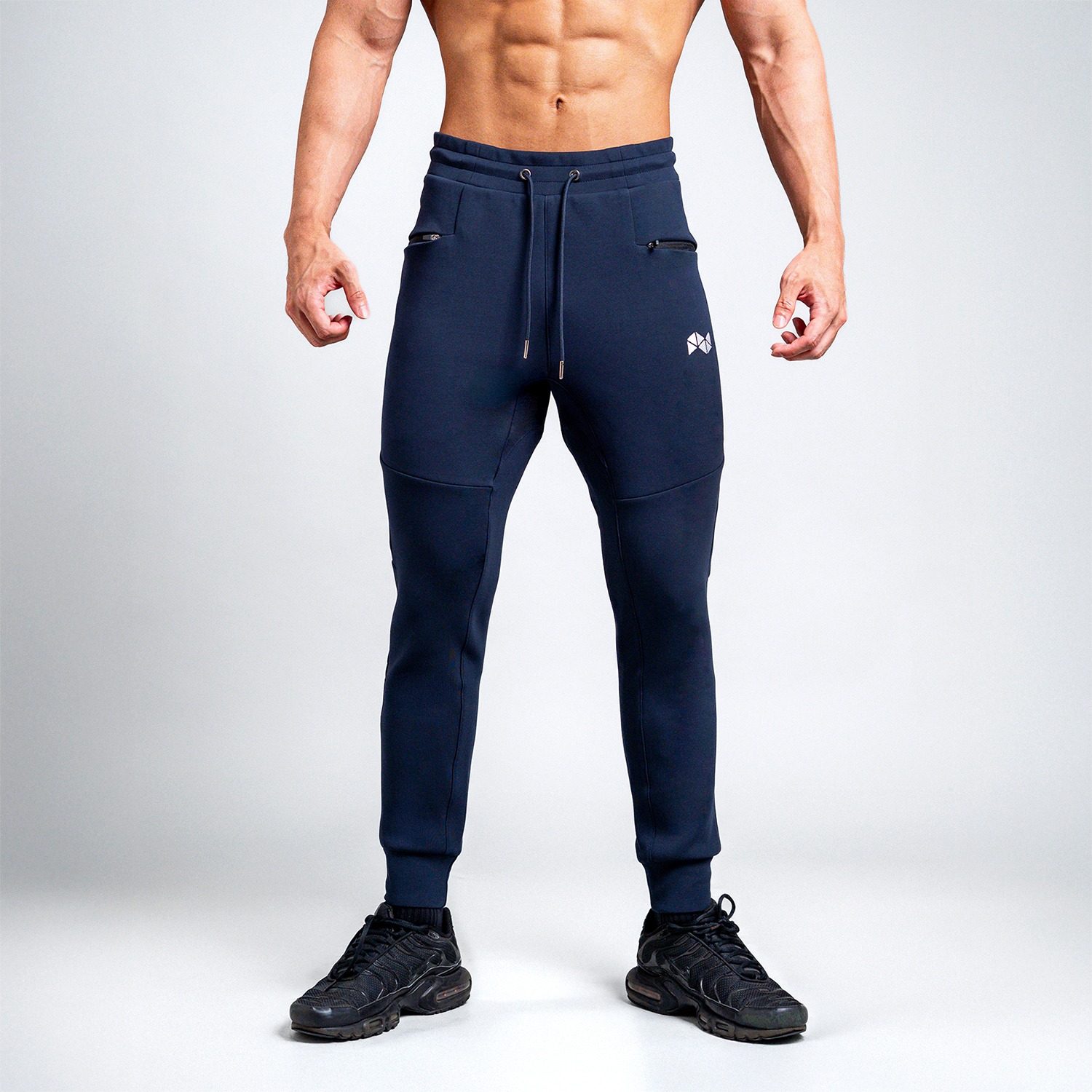 NEVERES Elevate Jogger