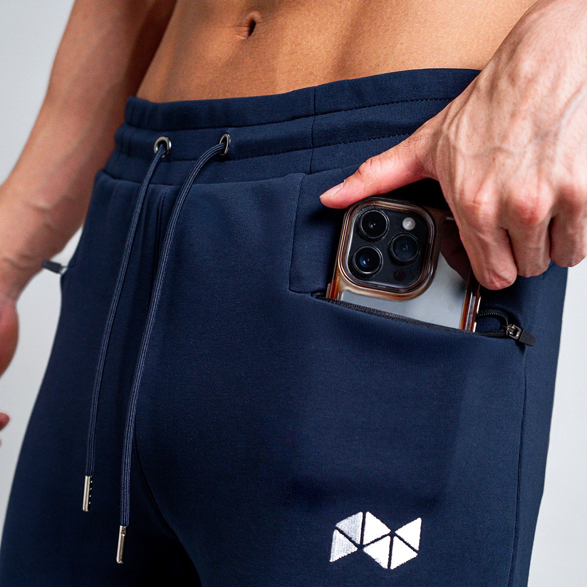 NEVERES Elevate Jogger
