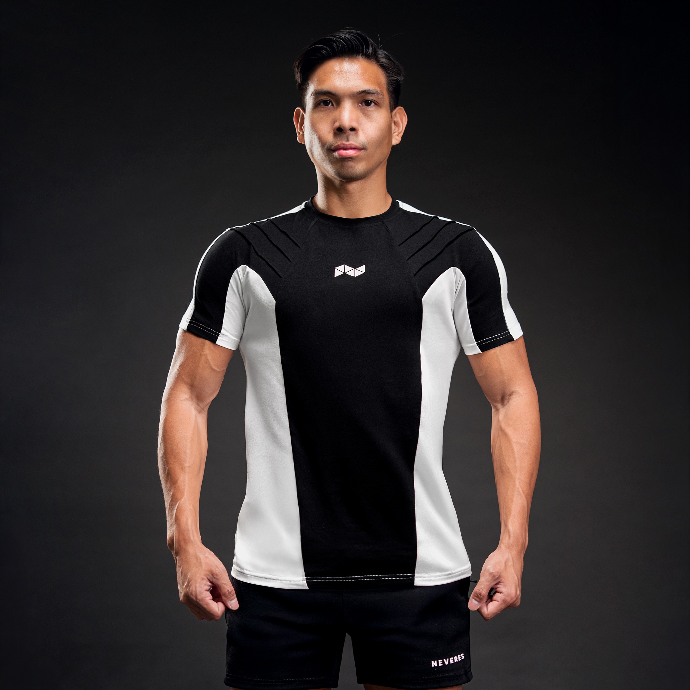 NEVERES Shark Fin T-Shirt
