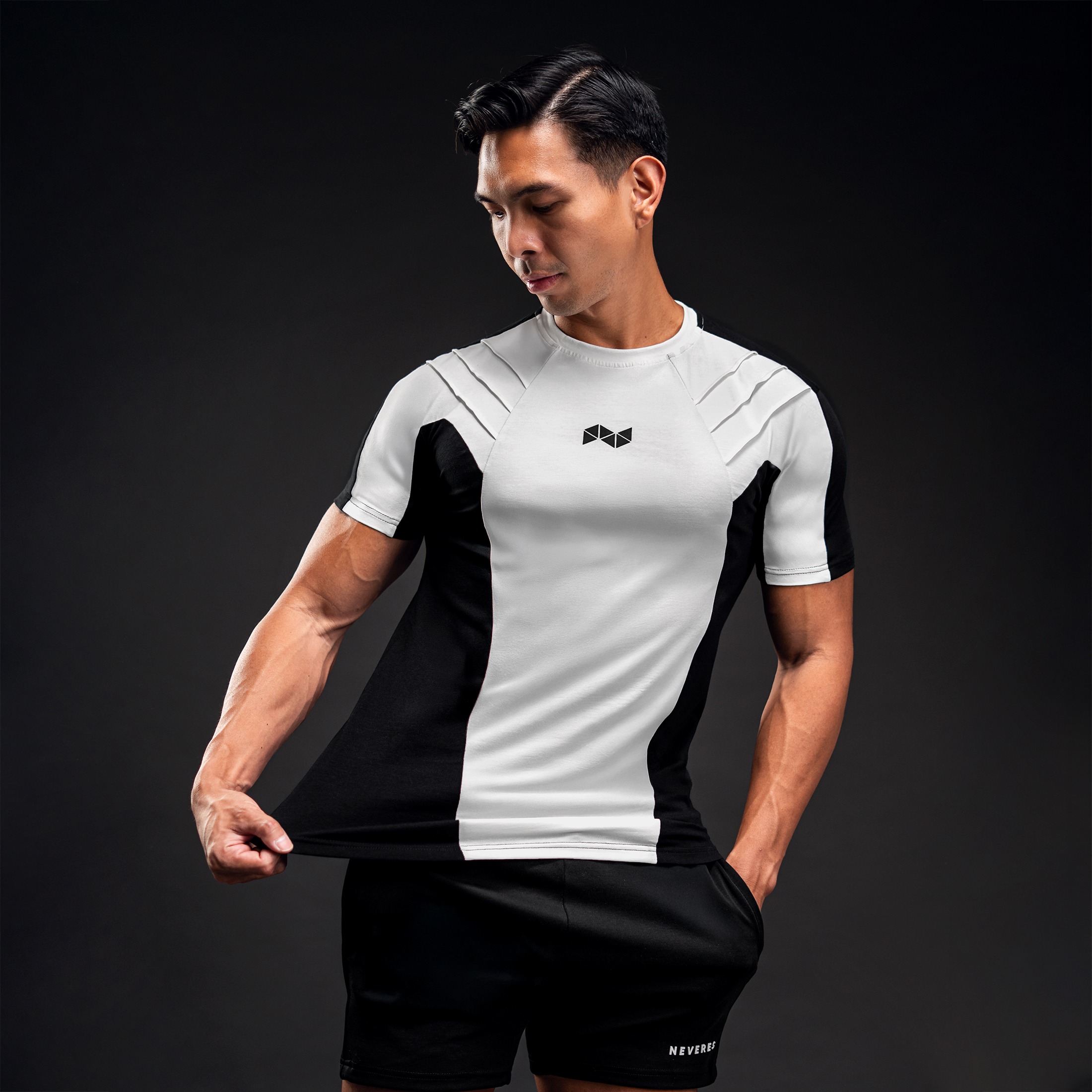 NEVERES Shark Fin T-Shirt