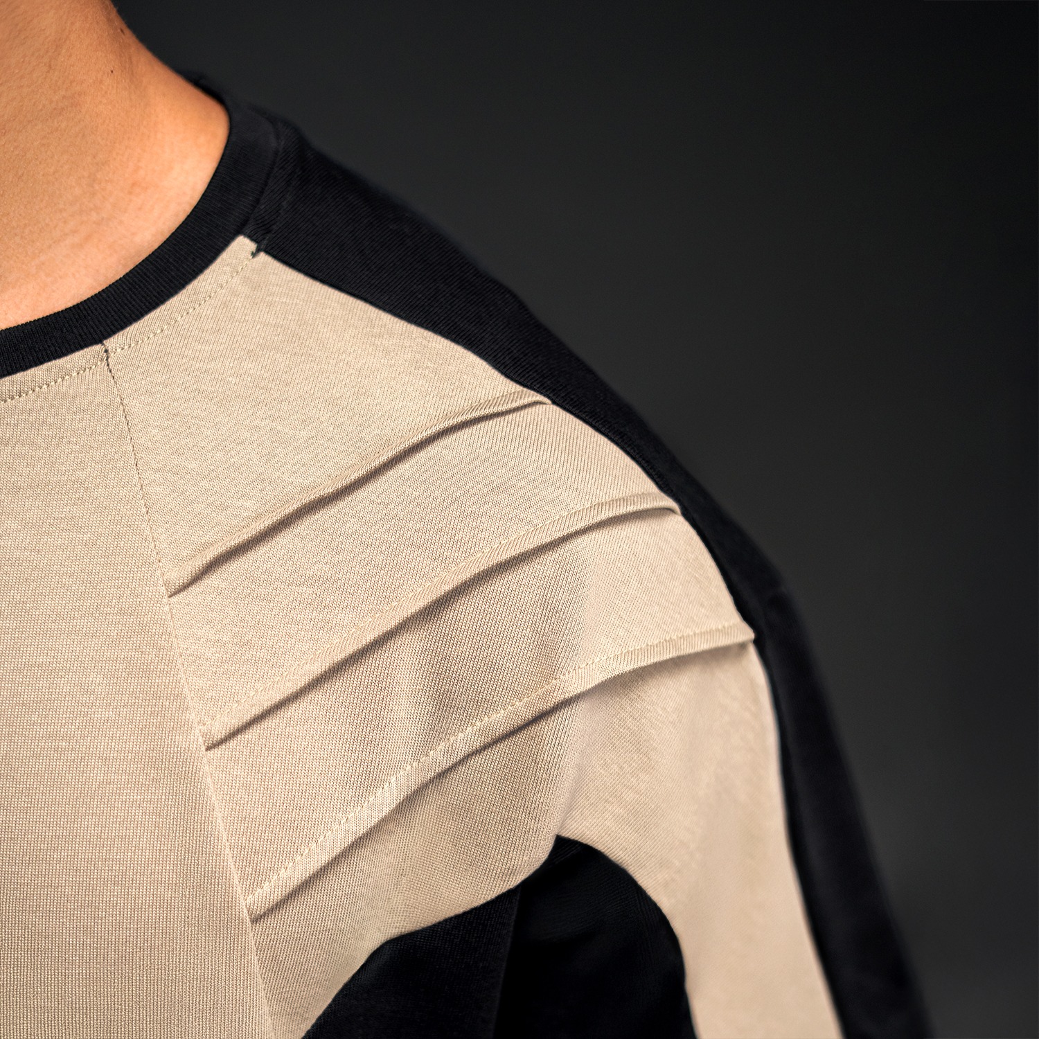 NEVERES Shark Fin Oversized T-Shirt