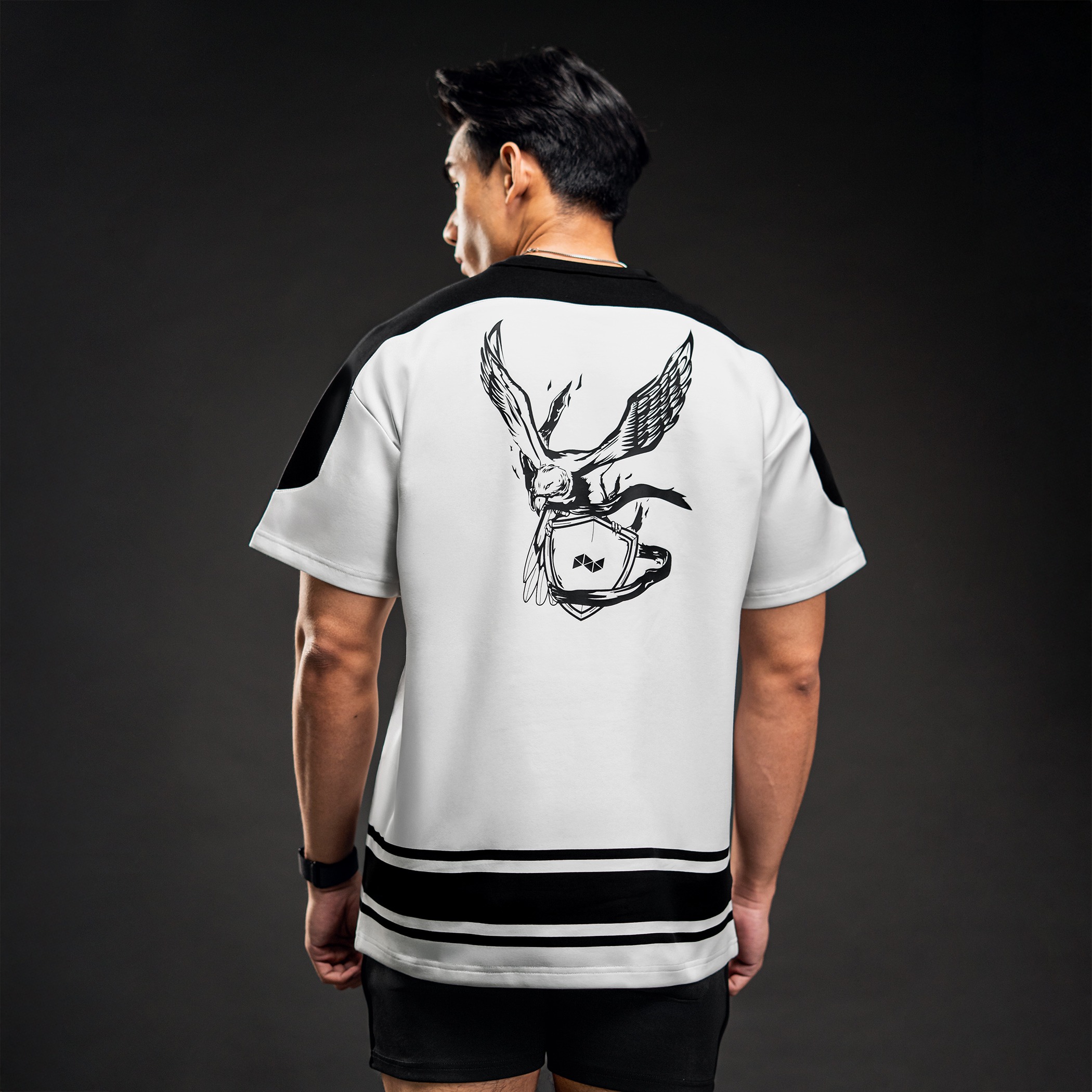 NEVERES Falcon Oversized T-Shirt