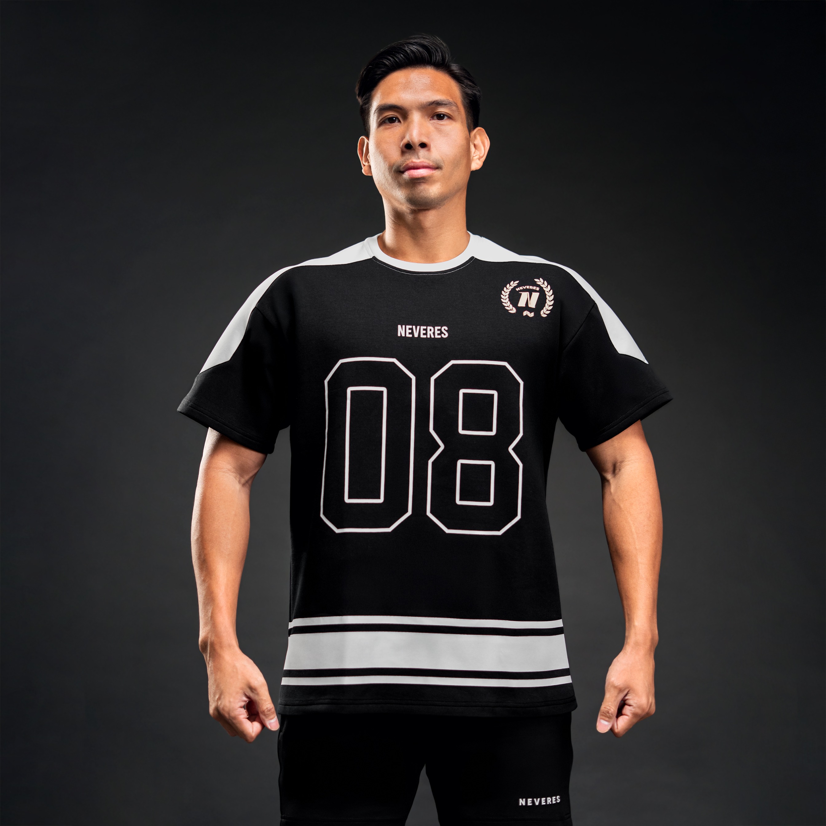 NEVERES Falcon Oversized T-Shirt