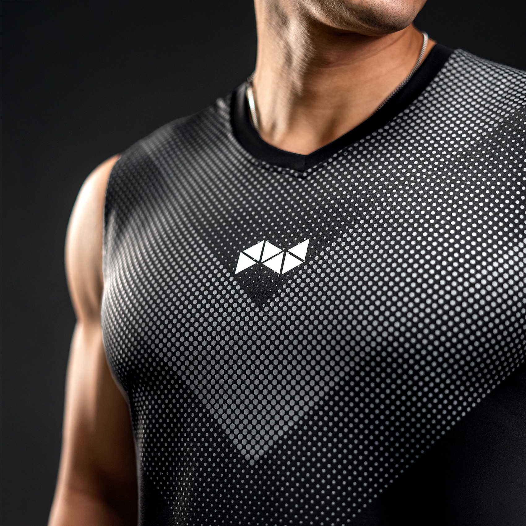 NEVERES Carbon Fade Sleeveless