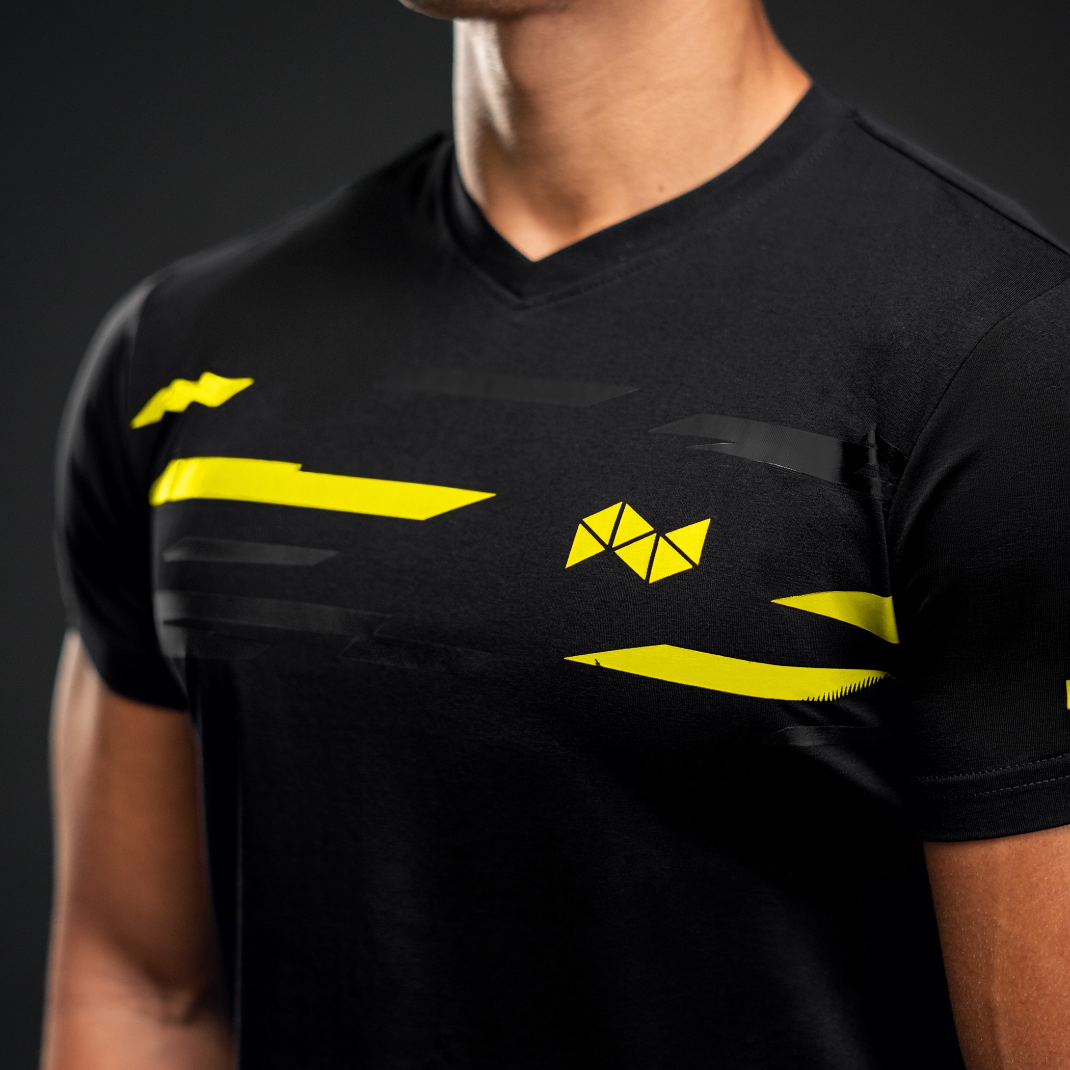 NEVERES Rapid Flow T-Shirt