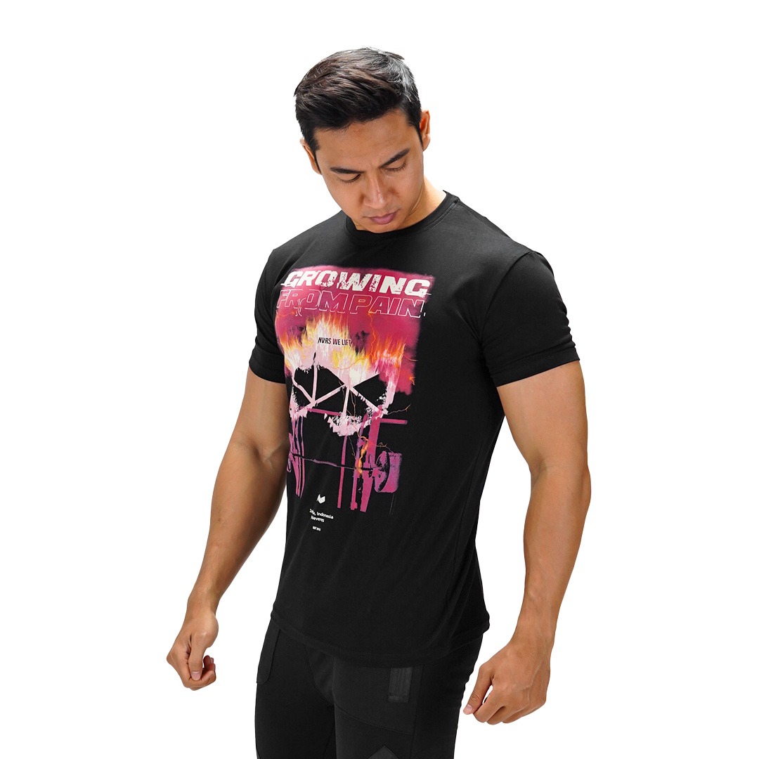 NEVERES Growing From Pain T-Shirt